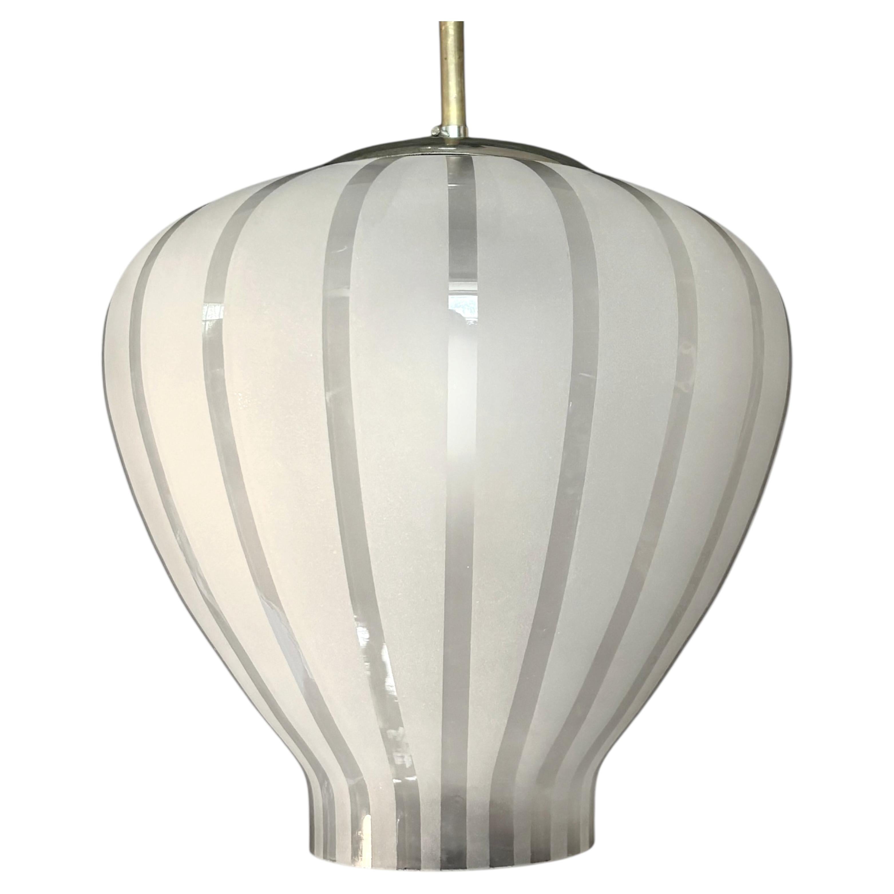 Swedish Modern Onion pendant lamp attributed to Harald Notini, Böhlmarks, 1930s For Sale