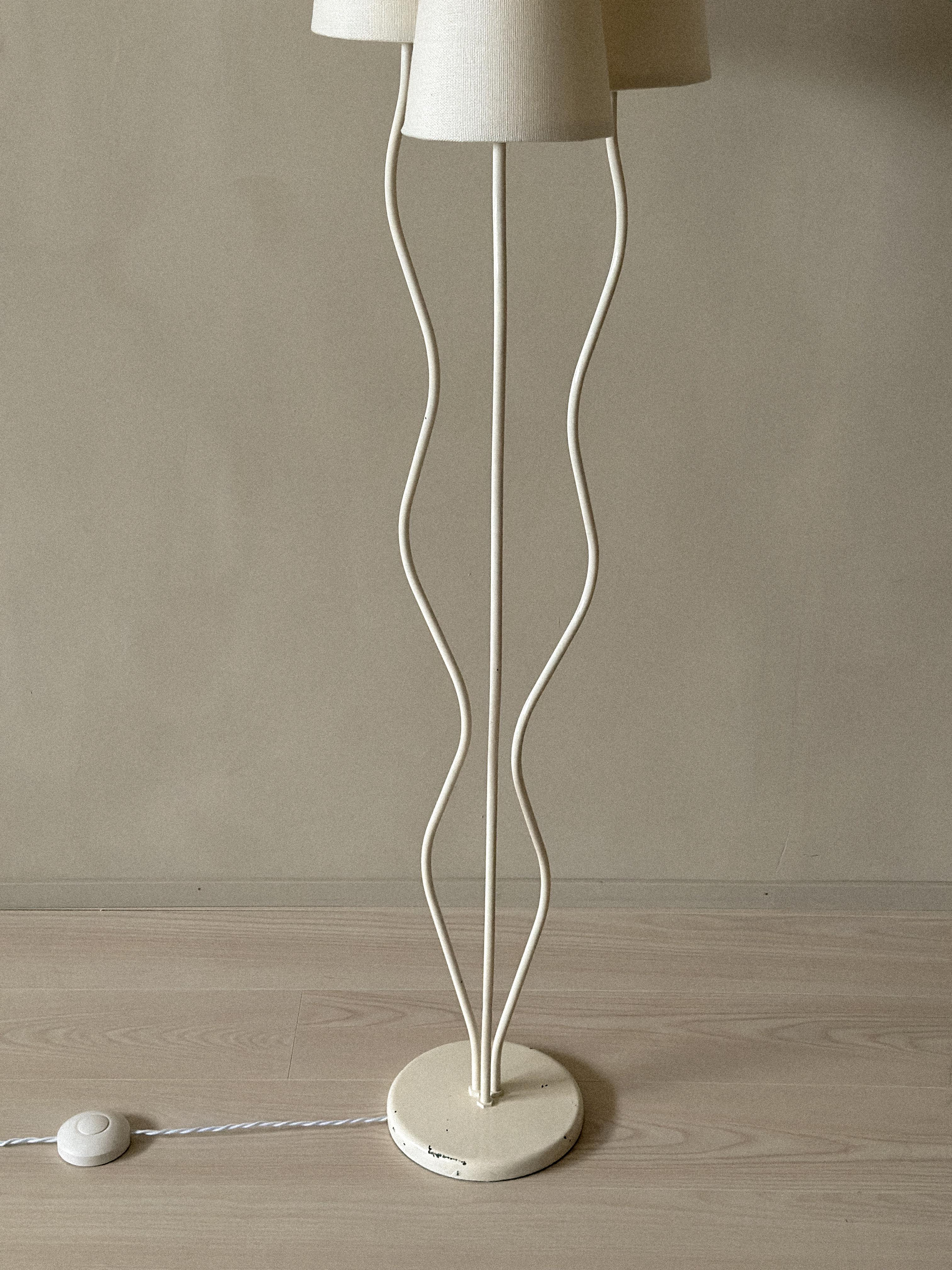 Swedish Modern Organic Floor Lamp, Metal and Linen, Sweden c. 1950s 1
