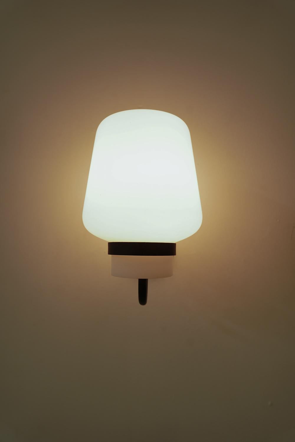 Lampes d'extérieur modernes suédoises par ASEA en vente 1
