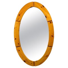 Miroir mural ovale moderne suédois, pin, Suède, années 1970