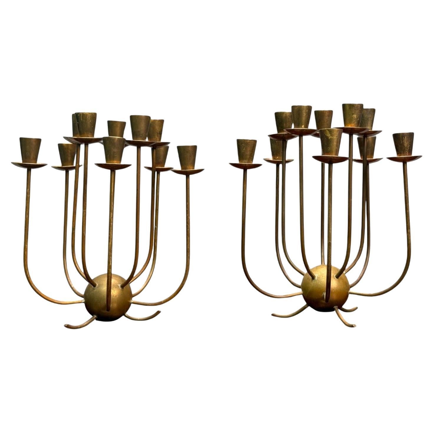 Moderno sueco, latón patinado, candelabros de mesa, Suecia, años 50 en venta