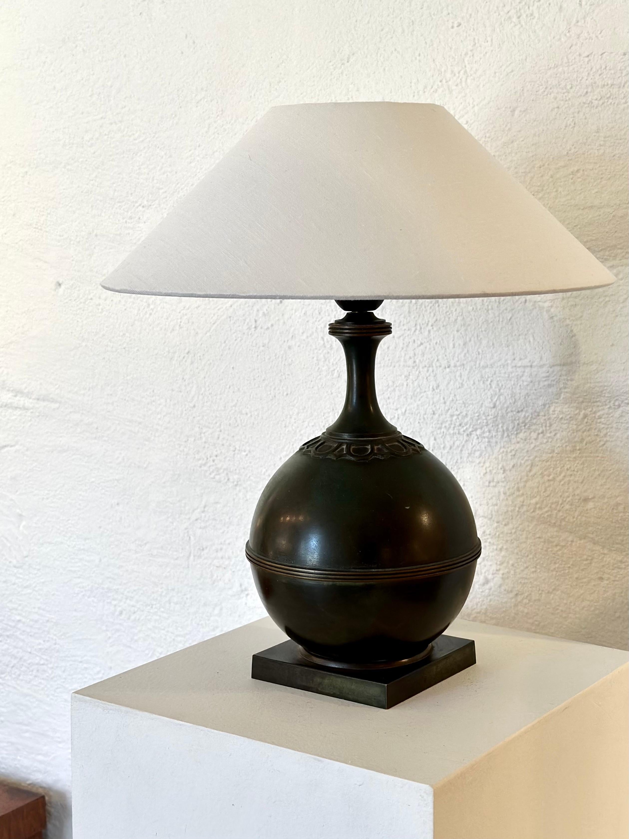 Scandinavian Modern Swedish Modern Patinated Bronze Table Lamp by GAB Guldsmedsaktiebolaget, 1930s For Sale