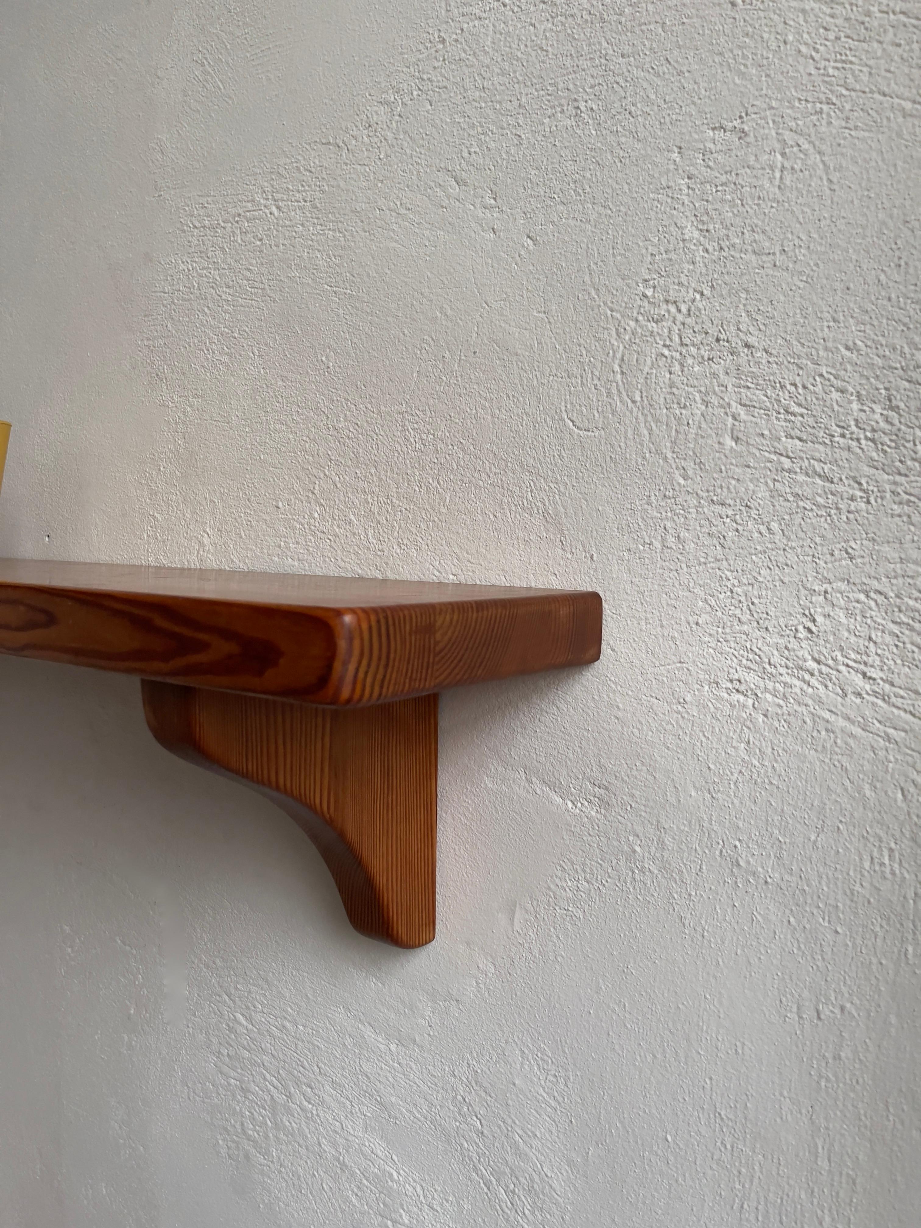 Swedish Modern Patinated  Pine Shelf in the style of Axel Einar Hjorth, 1970s For Sale 3