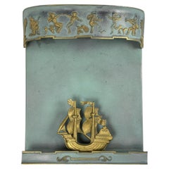Applique murale suédoise moderne à l'aspect patiné, avec motif de voilier, Suède