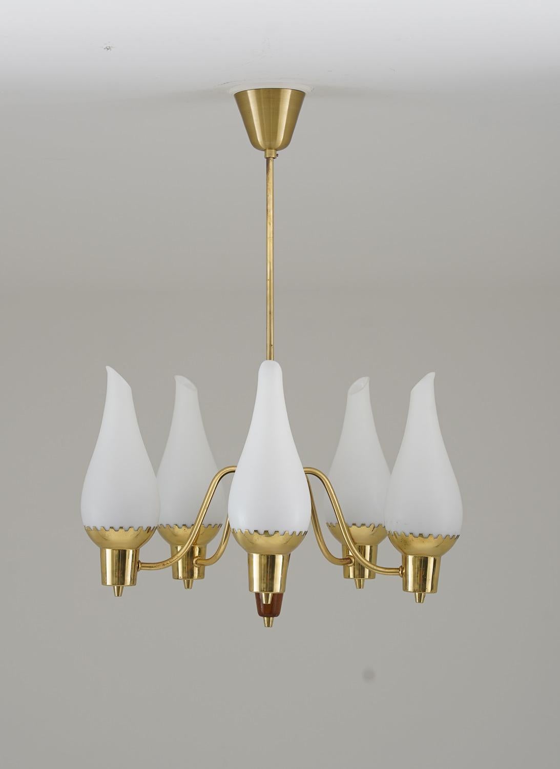 Swedish Modern Pendant in Brass and Glass In Good Condition For Sale In Karlstad, SE