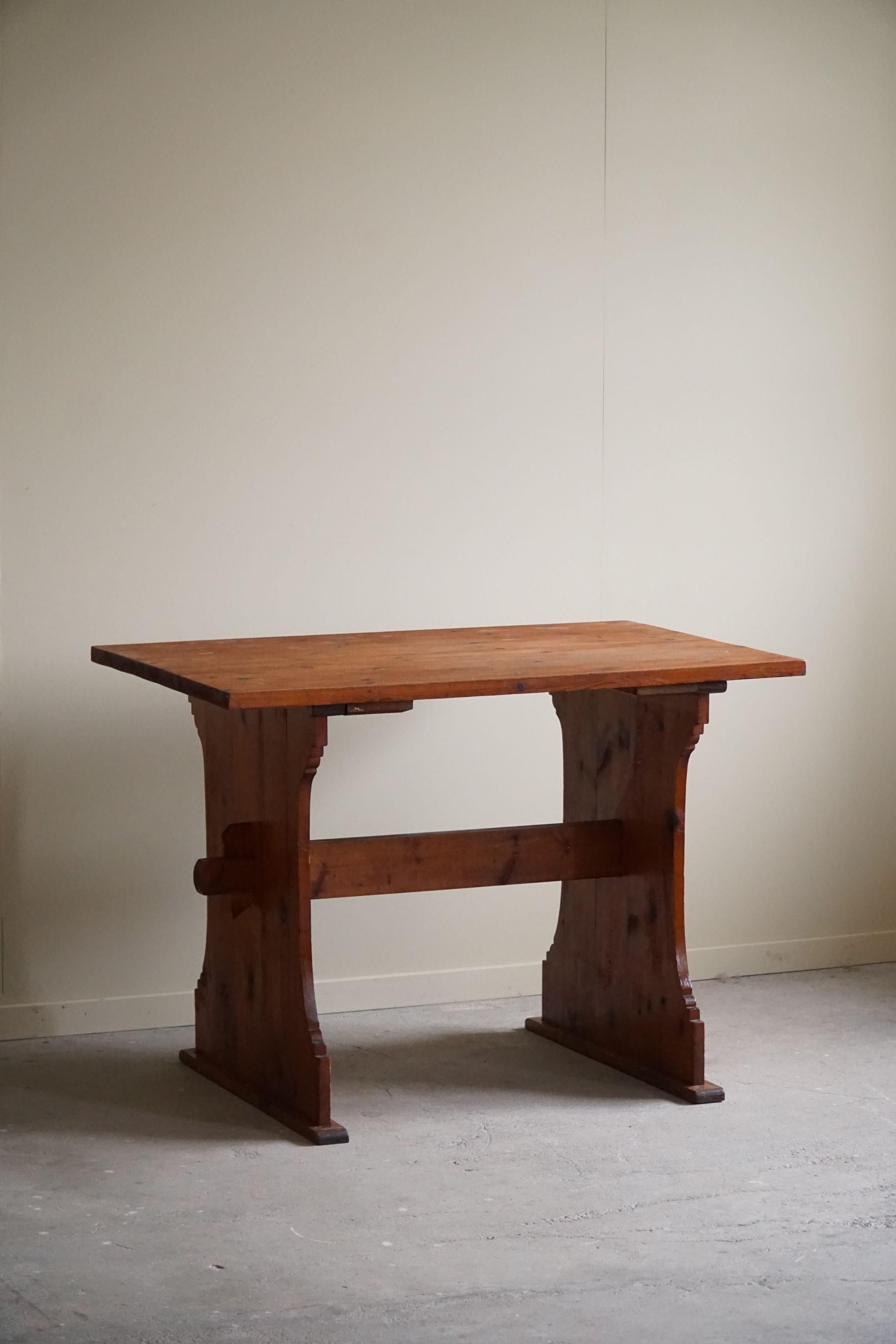 Swedish Modern Pine Desk, Axel Einar Hjorth Style, Made in the 1940s For Sale 5
