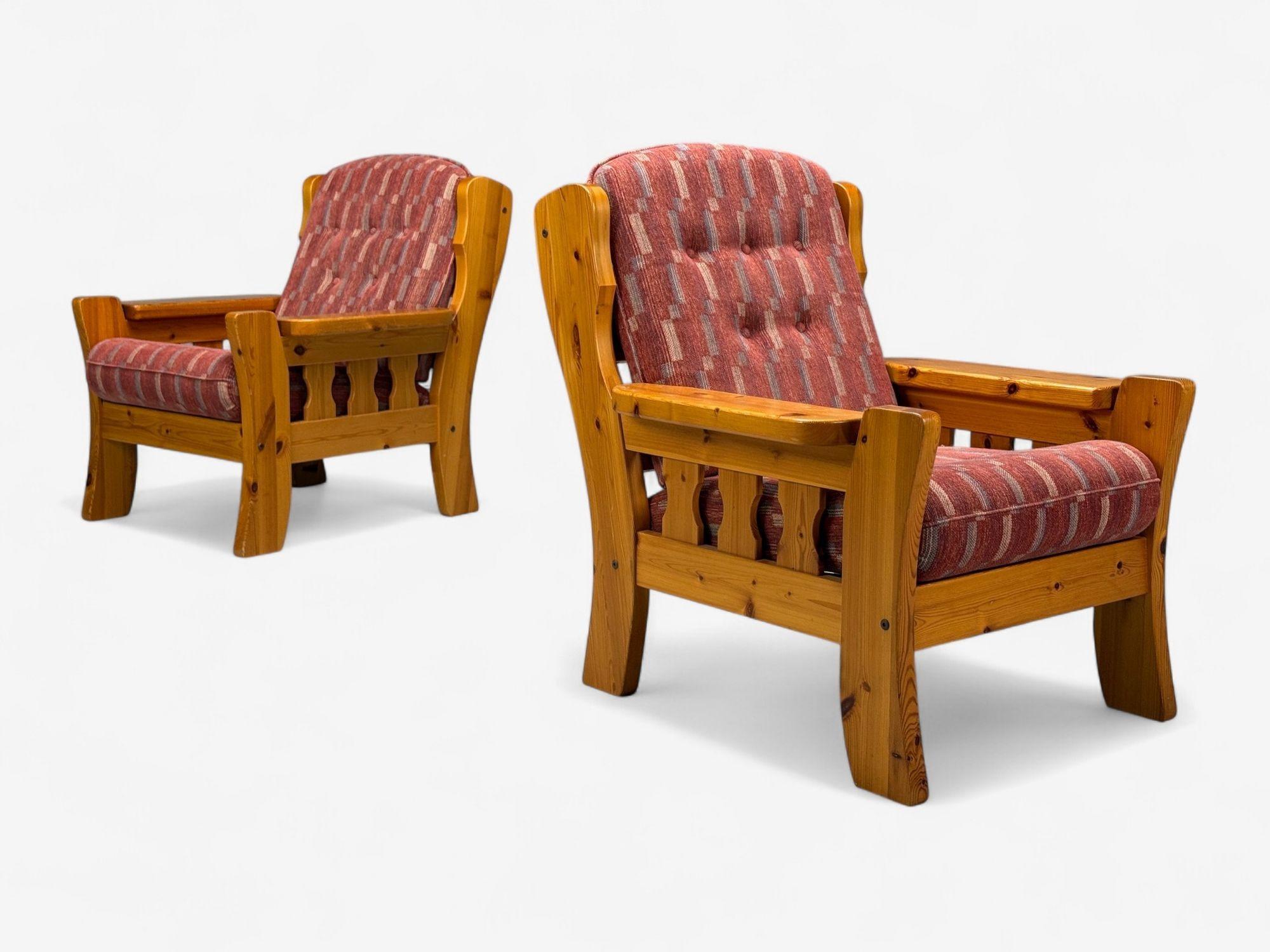 Swedish Modern, Pine, Red Fabric, Brutalist Lounge Chairs, Sweden, 1950s

Pair of brutalist style pine and fabric chairs designed and produced in Sweden in the middle of the 20th century. Each example maintains it's reginal removable seat and back