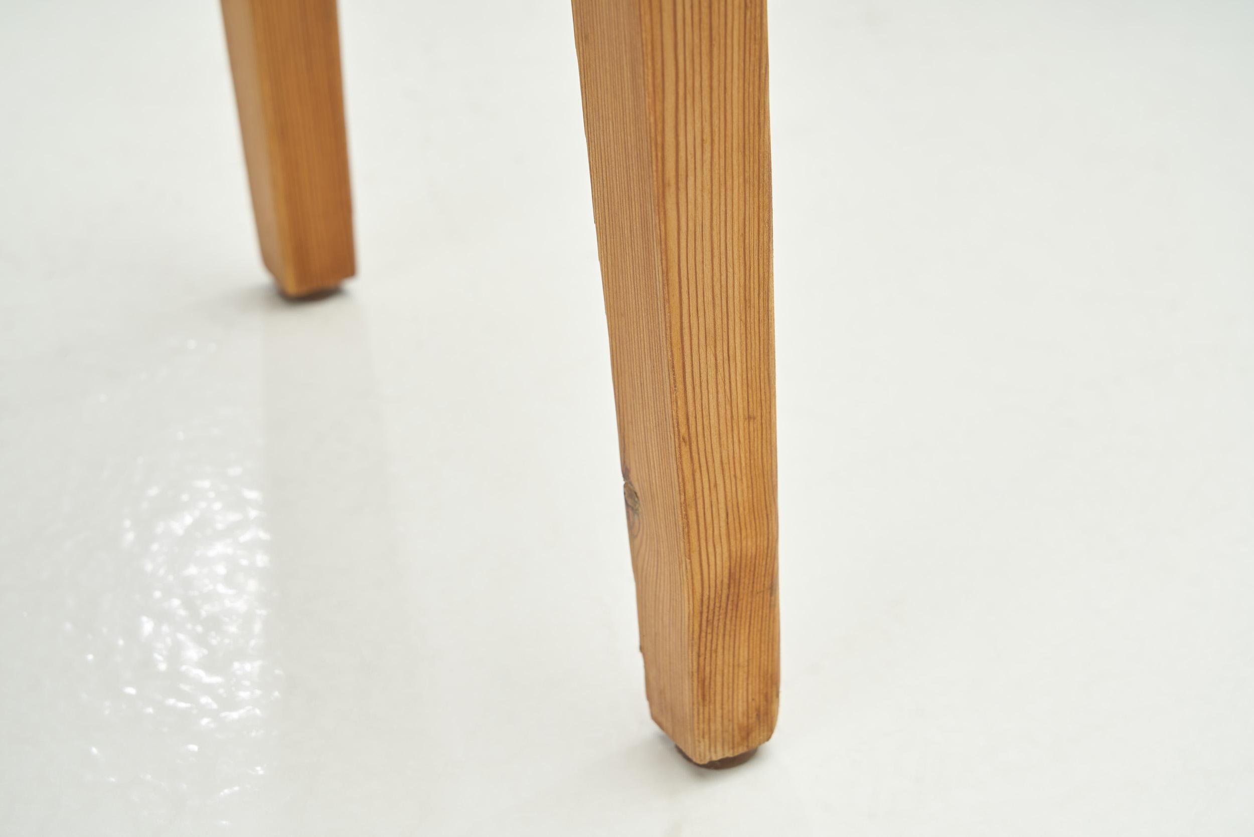 Swedish Modern Pine Stool, Sweden 1940s For Sale 9