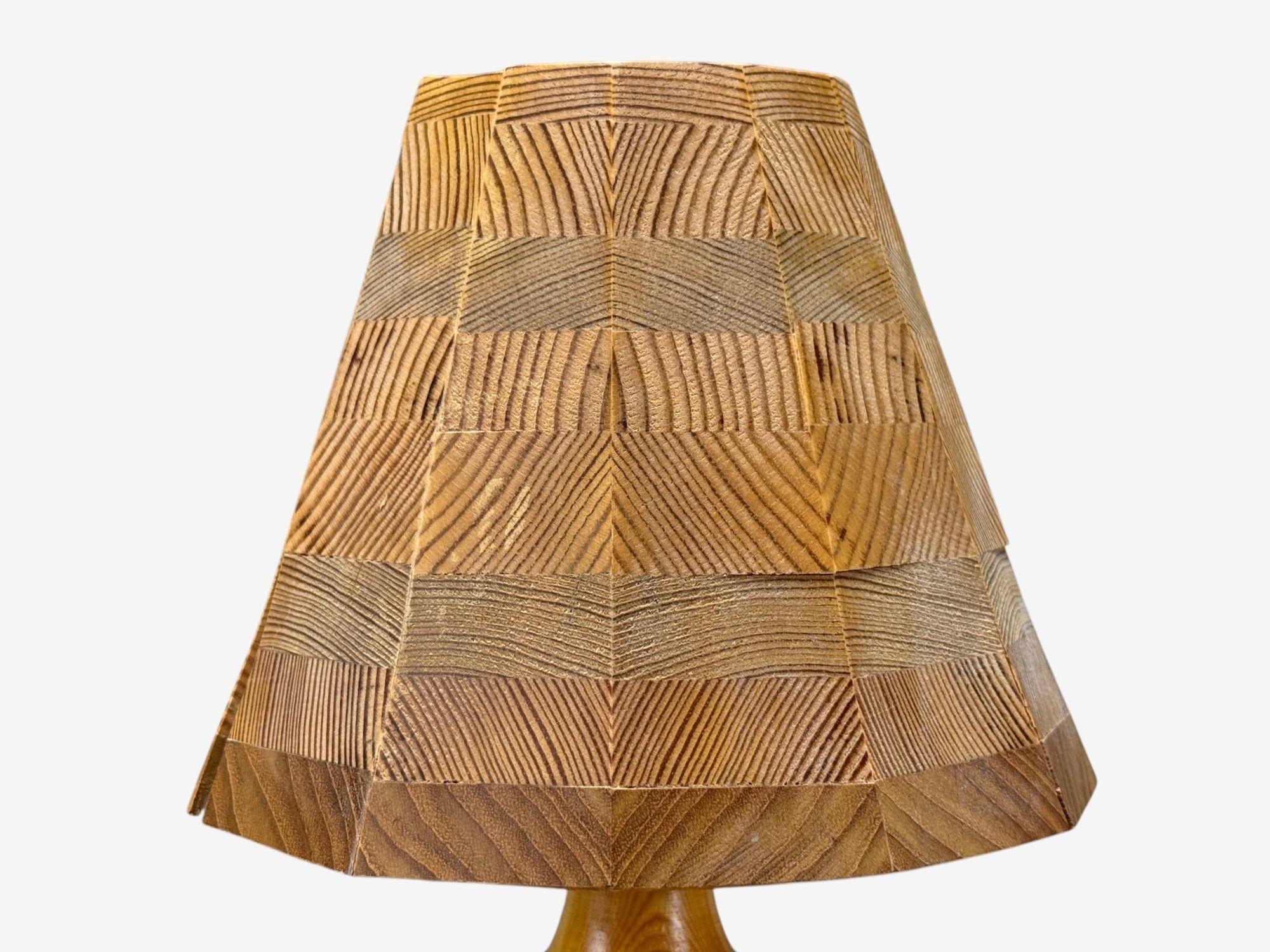 Mid-20th Century Swedish Modern, Pine, Table Lamp, Sweden, 1960s For Sale