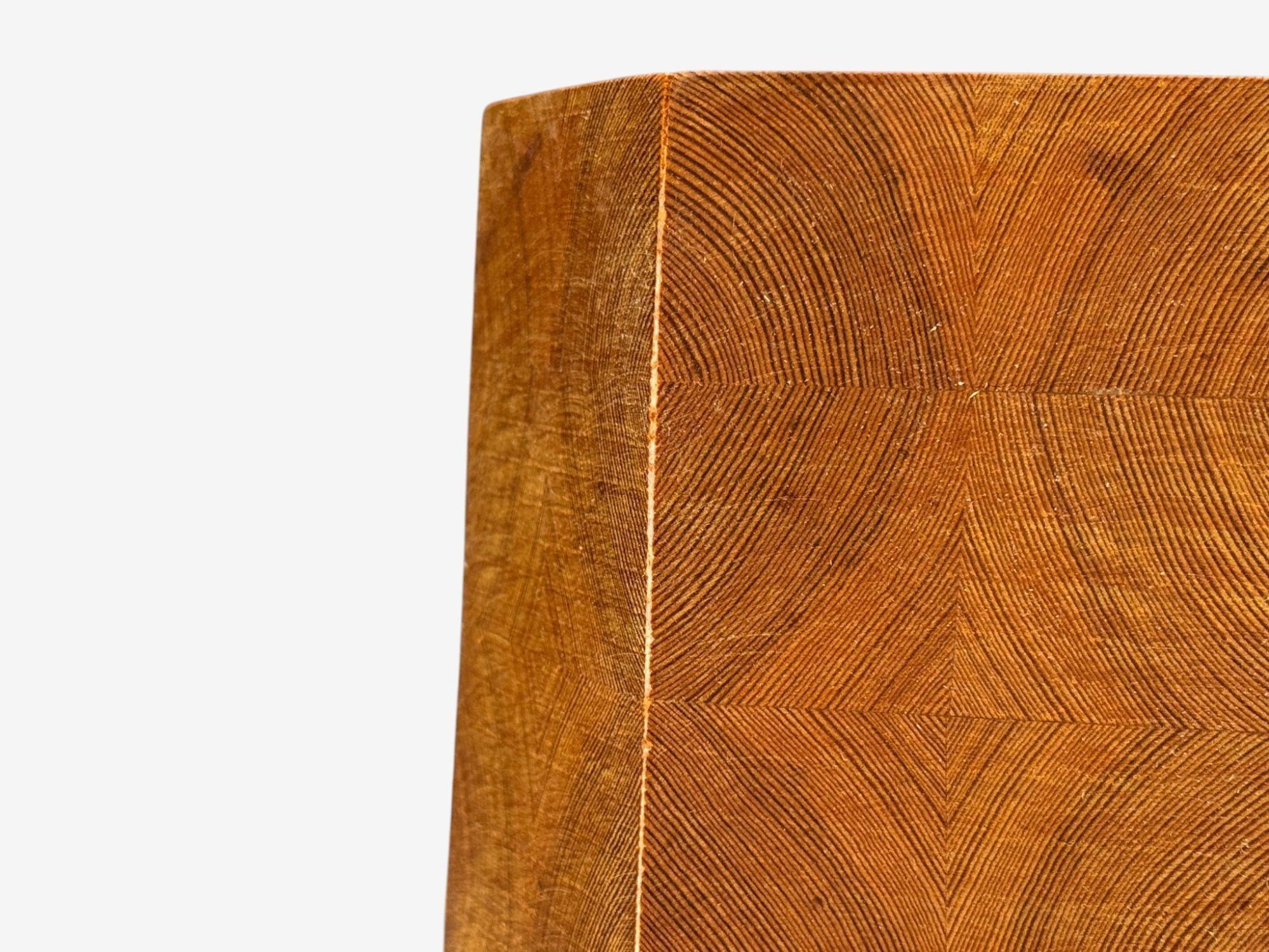 Lámpara de mesa moderna sueca, pino, Suecia, años 70 en Bueno estado para la venta en Manhasset, NY