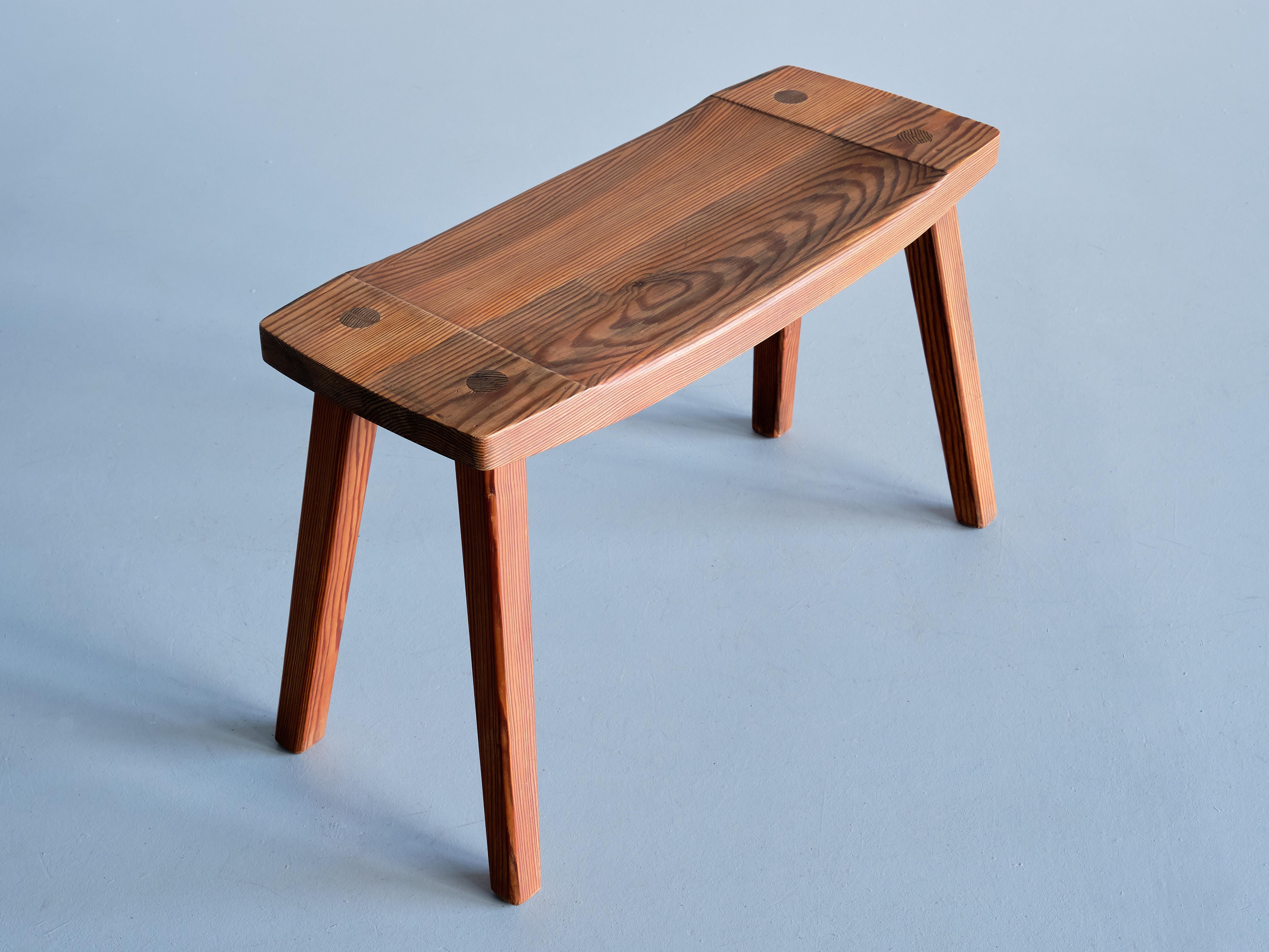 Swedish Modern Rectangular Stool in Solid Pine, Sweden, 1950s For Sale 7