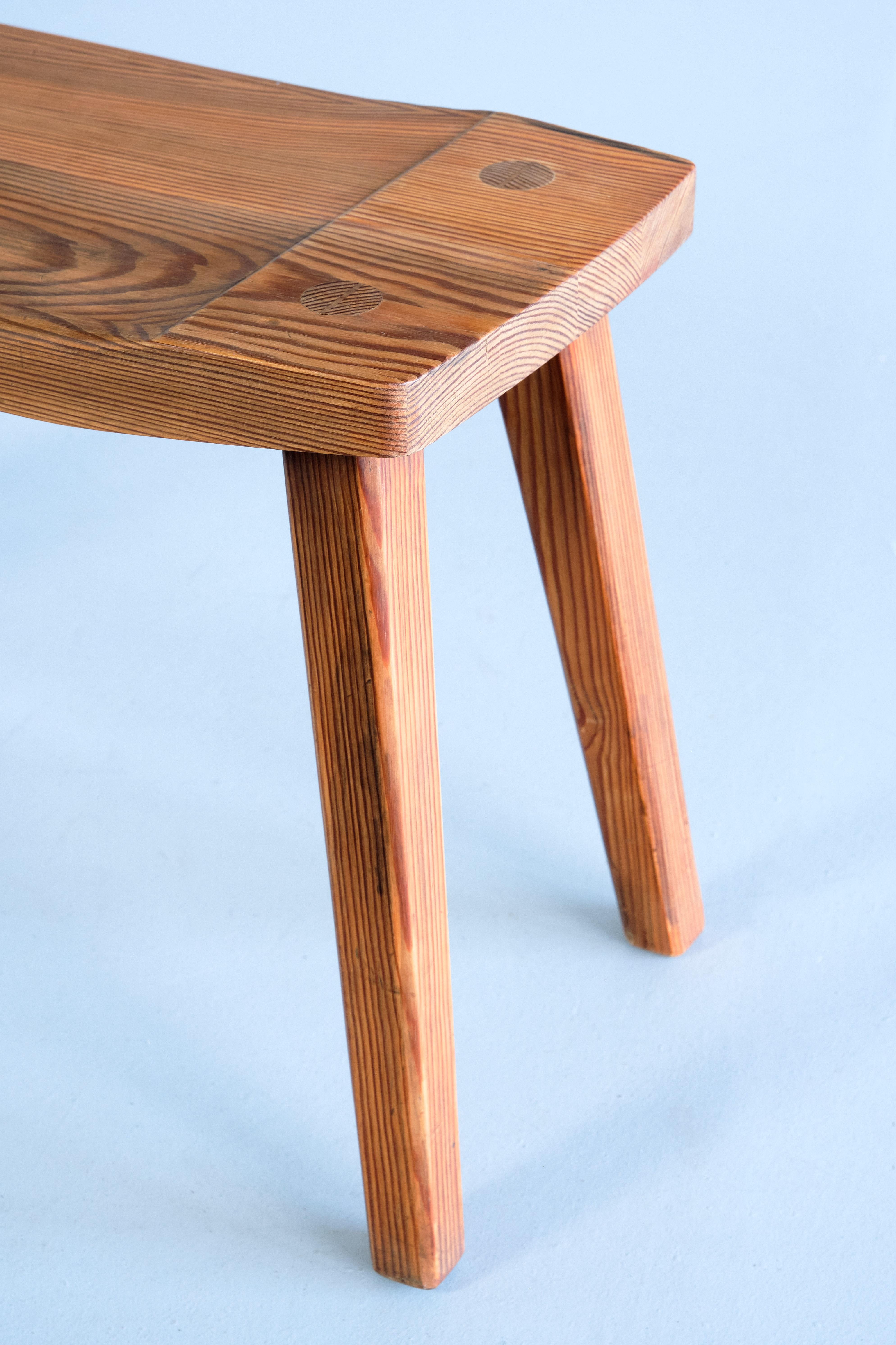 Swedish Modern Rectangular Stool in Solid Pine, Sweden, 1950s For Sale 1