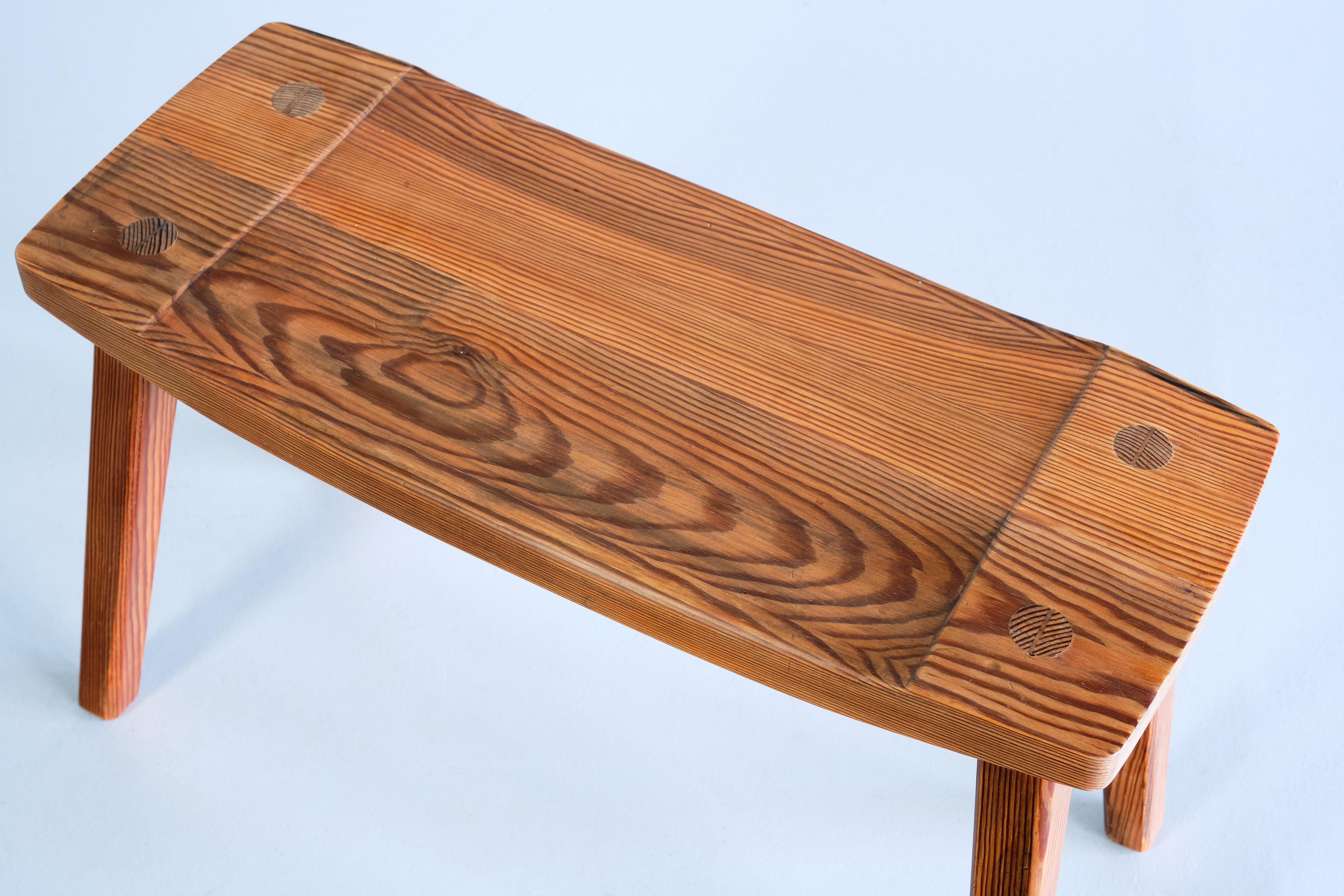 Swedish Modern Rectangular Stool in Solid Pine, Sweden, 1950s For Sale 3