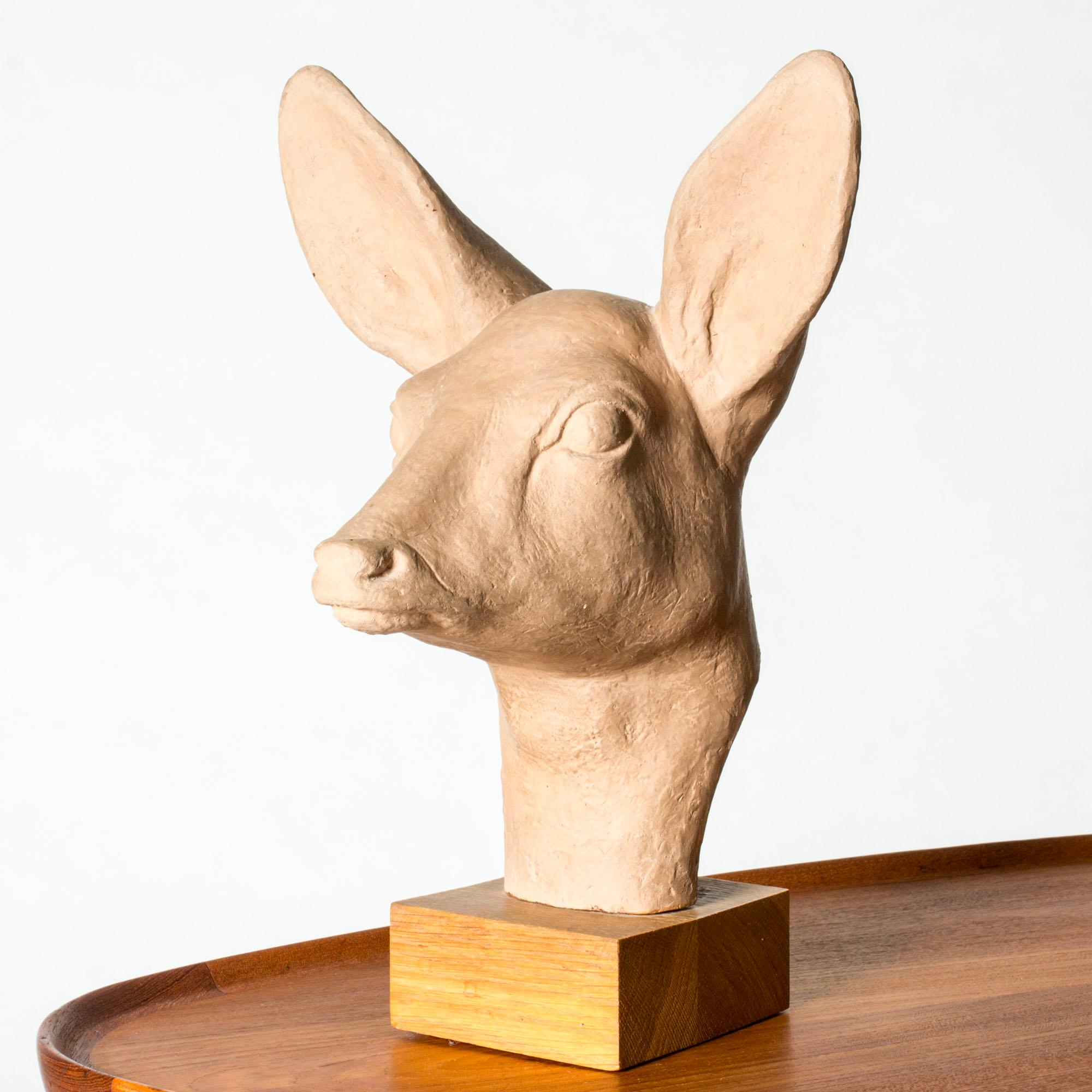 Suédois Sculpture moderne suédoise en forme de chevreuil par Arvid Knöppel, Suède, 1934 en vente