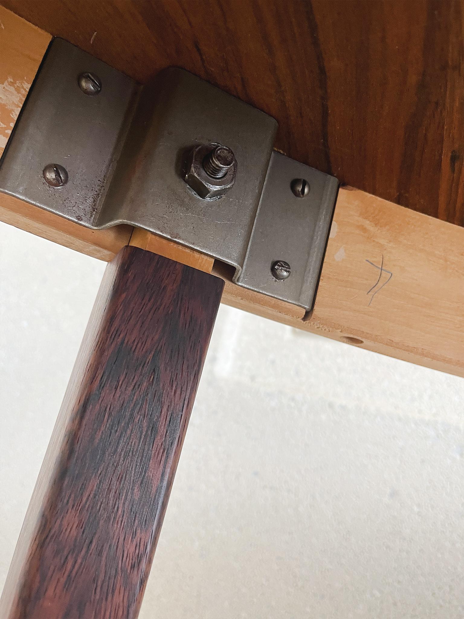 Swedish Modern Rosewood Extendable Dining Table by Bertil Fridhagen 6