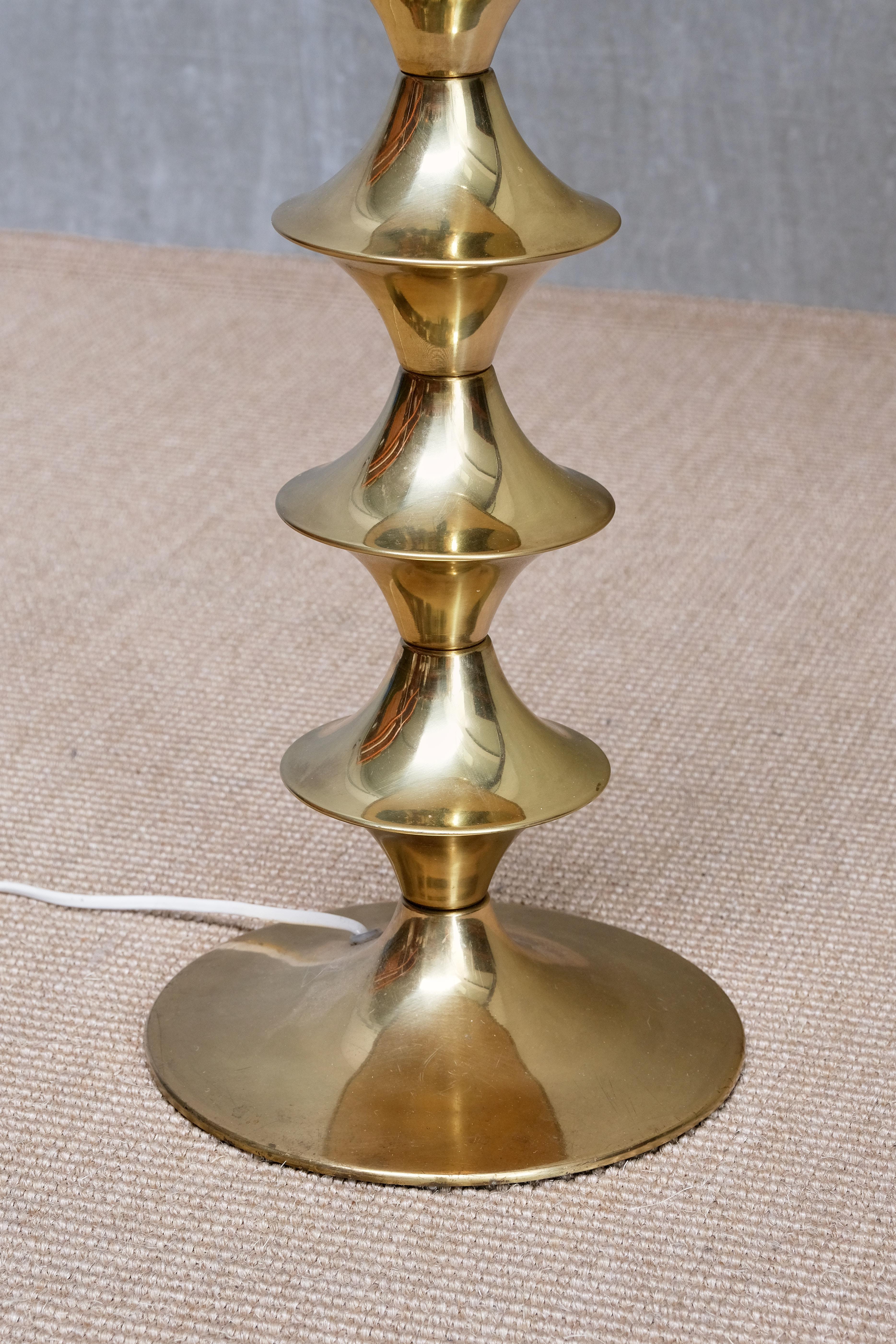 Swedish Modern Sculptural Brass Floor Lamp by Elit AB, 1960s For Sale 5