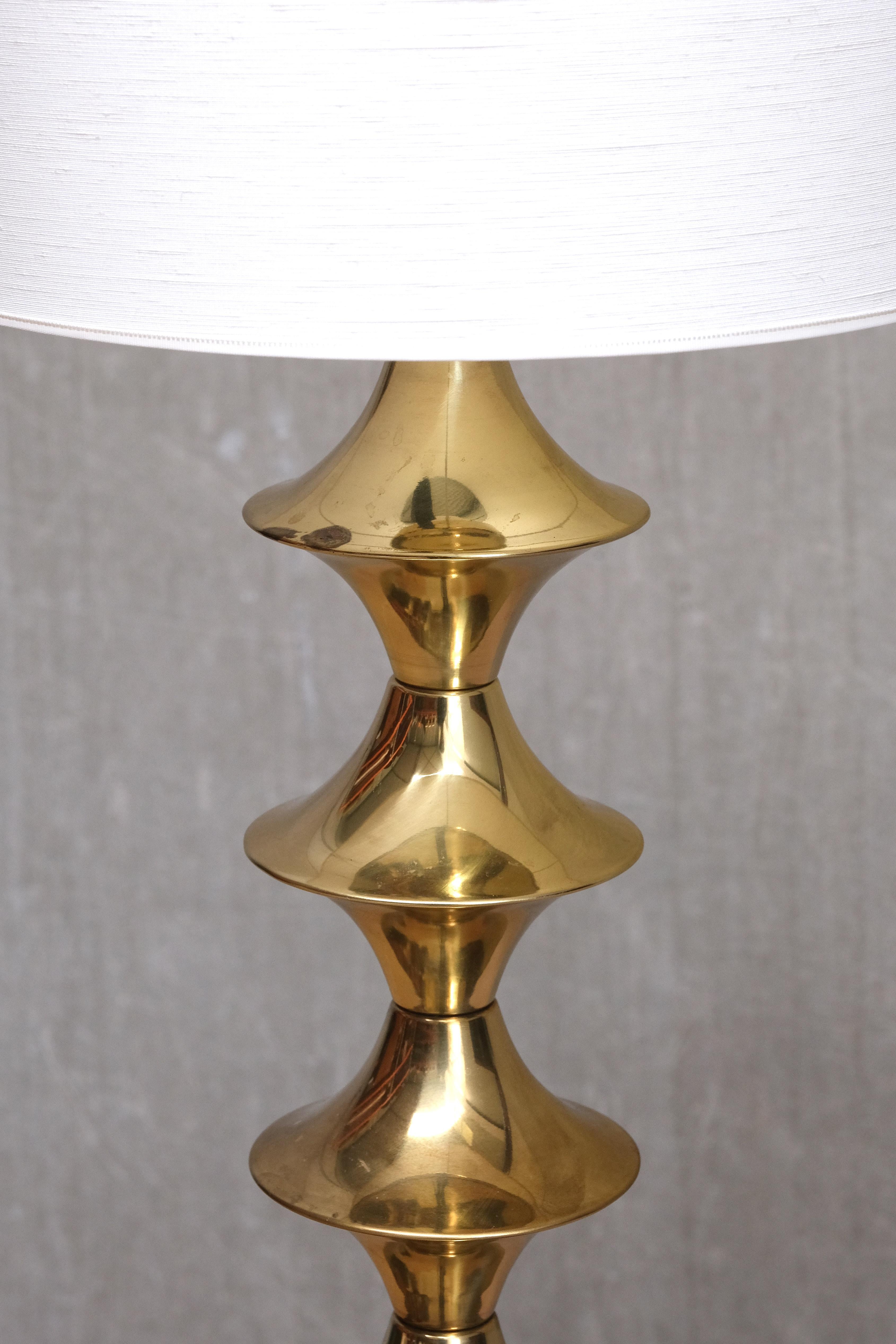 Swedish Modern Sculptural Brass Floor Lamp by Elit AB, 1960s For Sale 4