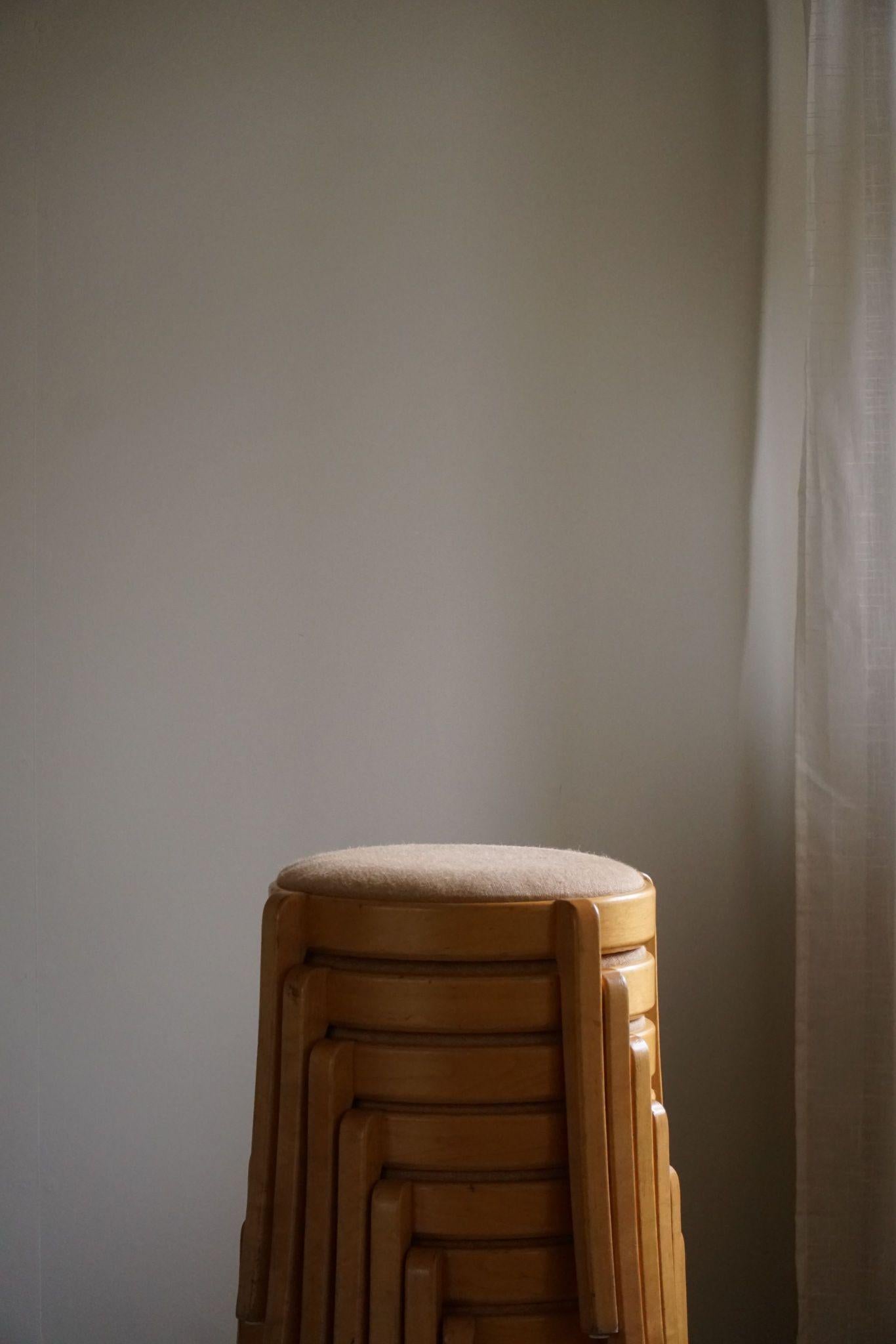 Swedish Modern, Set of 14 Stackable Stools in Birch & Hessian, 1980s For Sale 10