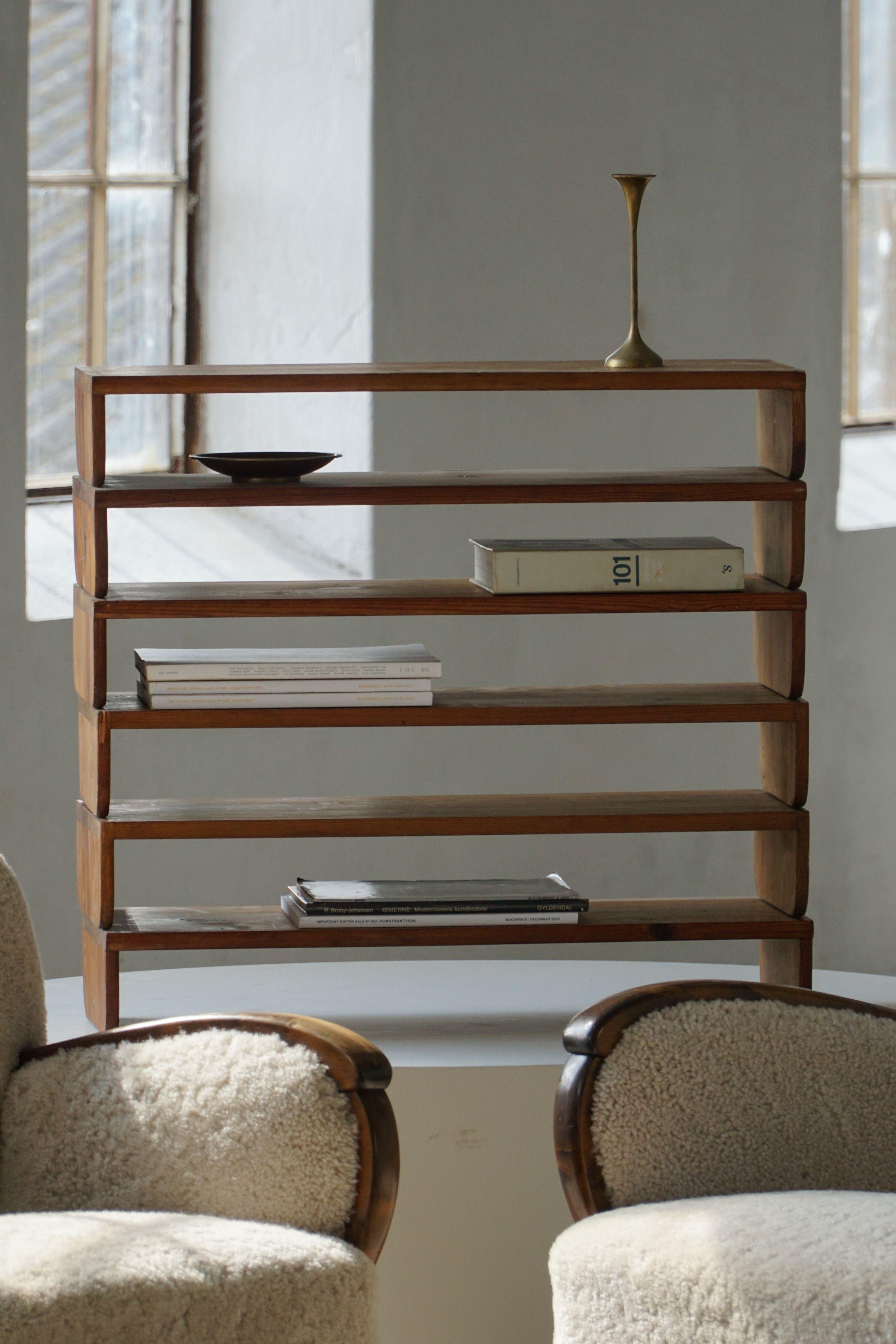 Swedish Modern, Set of 6 Multifunctional Shelves in Pine, Late 19th Century For Sale 9