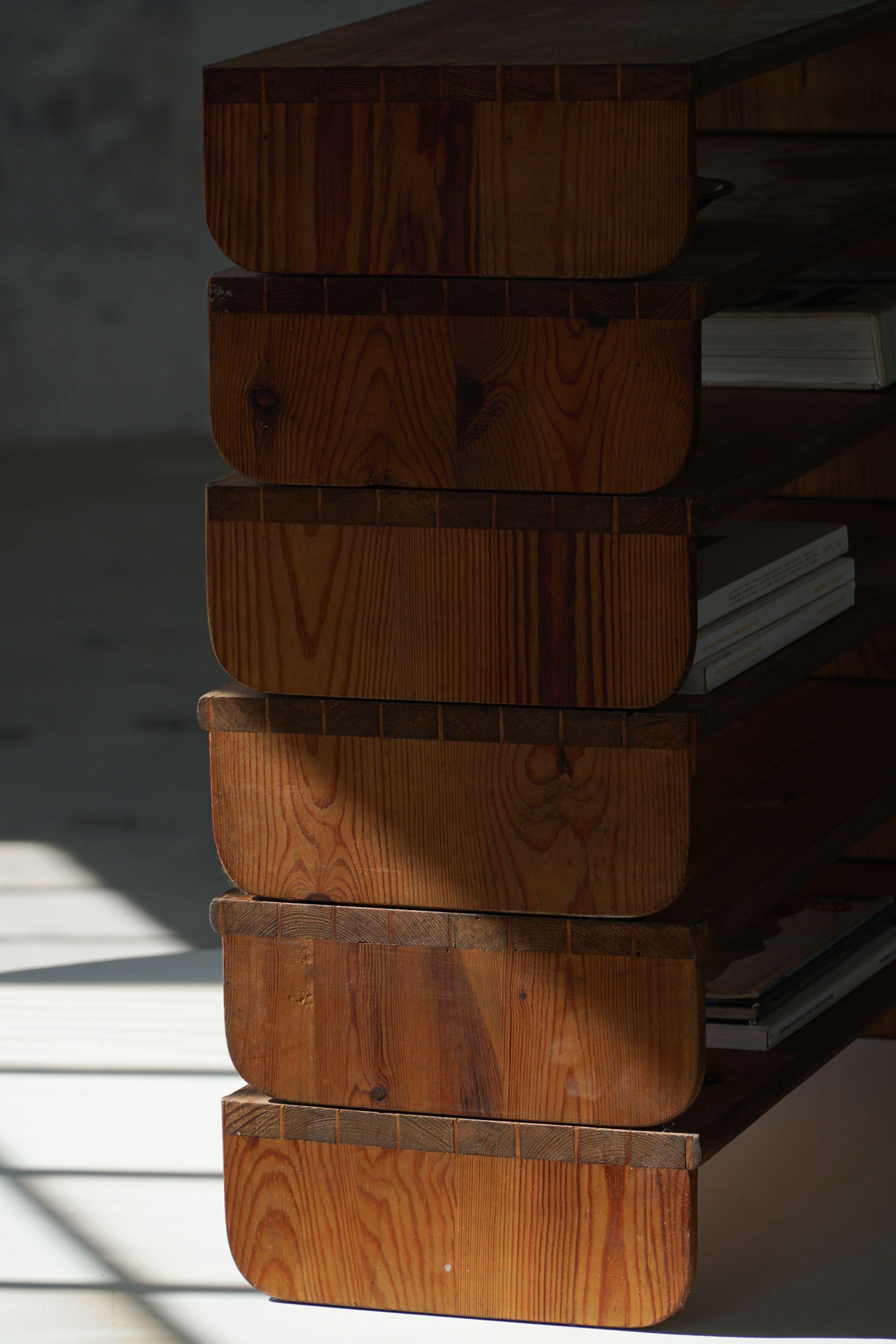 Swedish Modern, Set of 6 Multifunctional Shelves in Pine, Late 19th Century For Sale 2