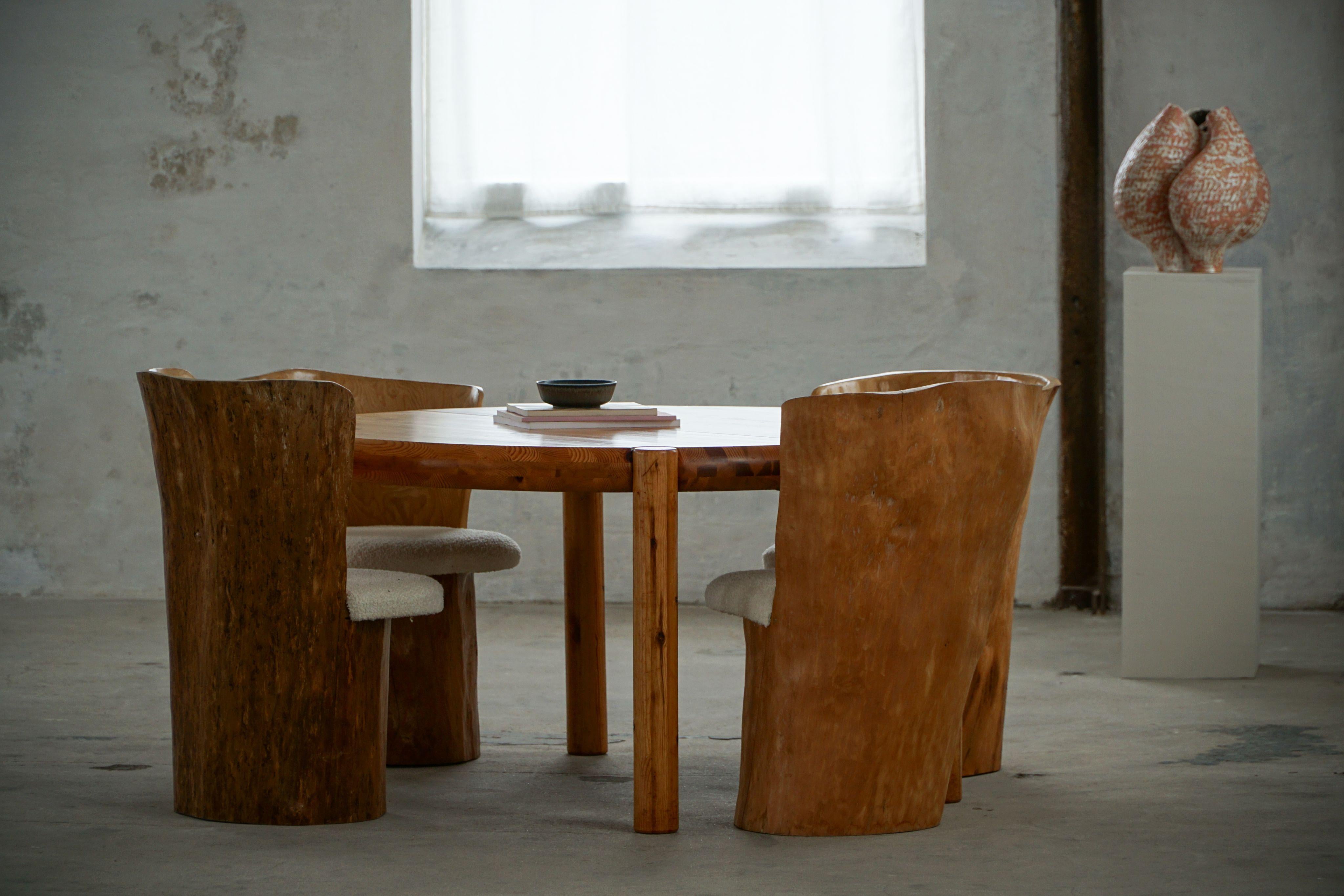 Schwedische Moderne, Satz von vier Stumpfstühlen, Massivholz mit Bouclé-Sitzen, 1960er Jahre im Angebot 6