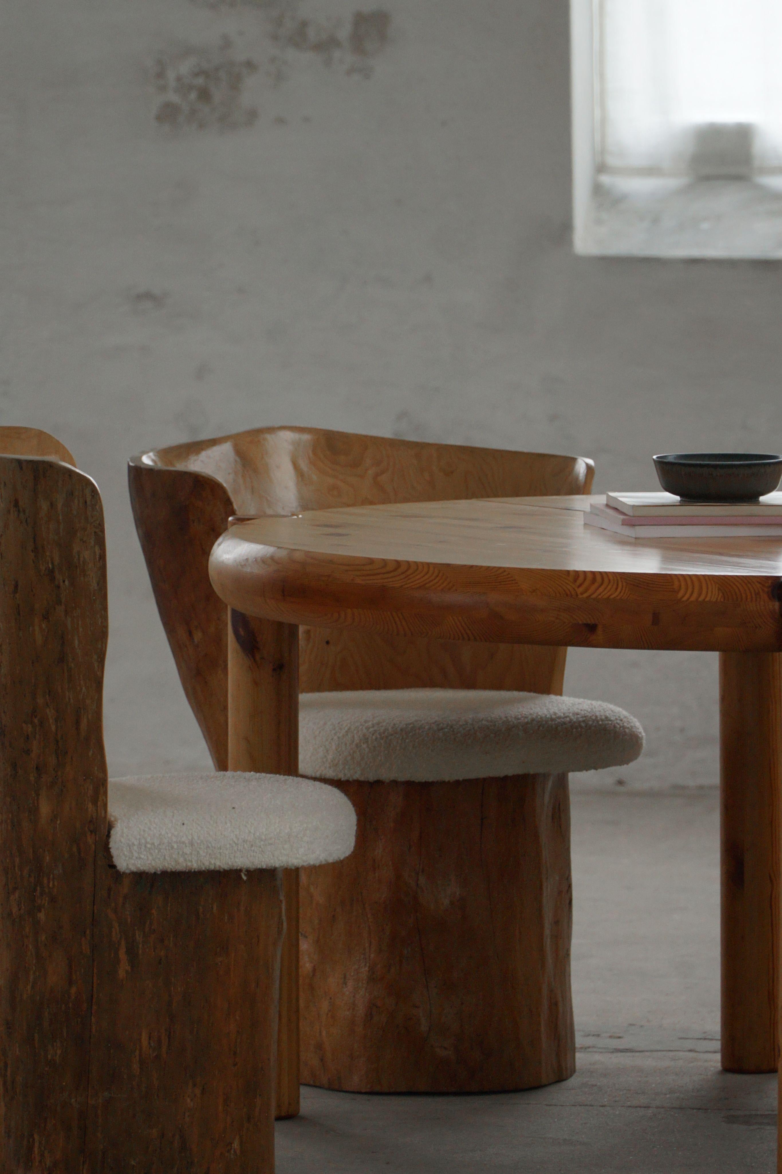 Schwedische Moderne, Satz von vier Stumpfstühlen, Massivholz mit Bouclé-Sitzen, 1960er Jahre im Angebot 8