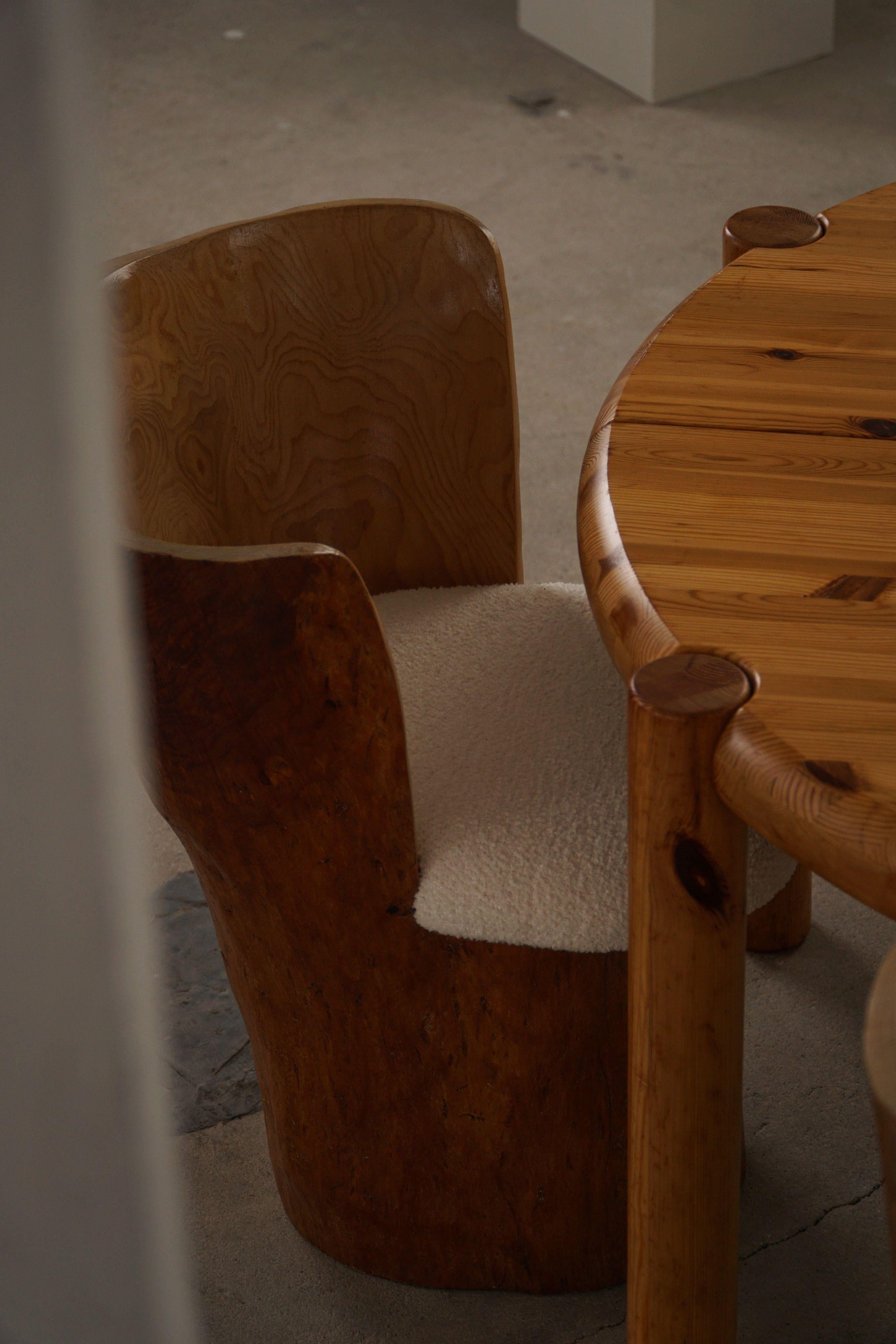 Schwedische Moderne, Satz von vier Stumpfstühlen, Massivholz mit Bouclé-Sitzen, 1960er Jahre im Angebot 1