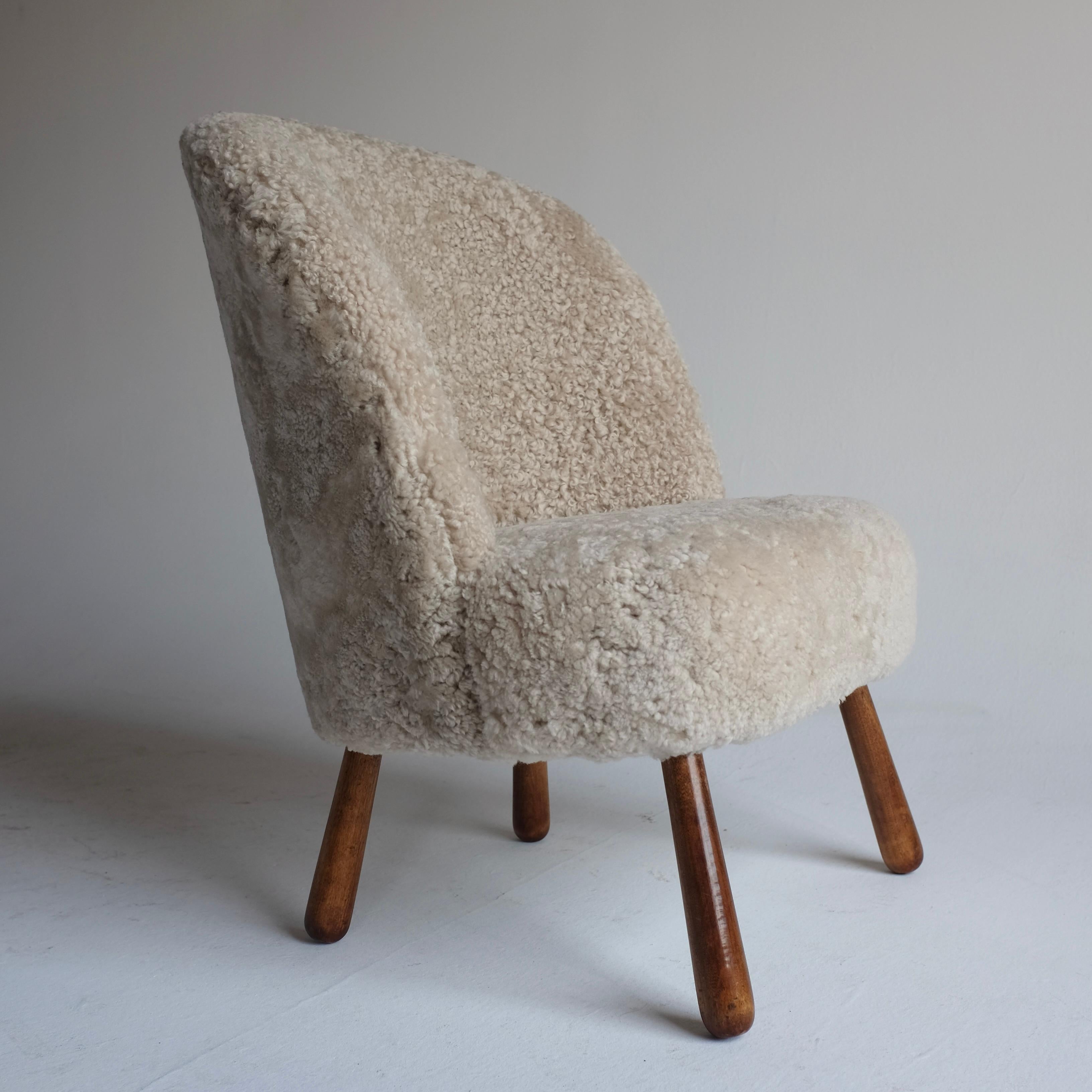Swedish Modern Sheepskin Side Chair In Good Condition For Sale In Brooklyn, NY