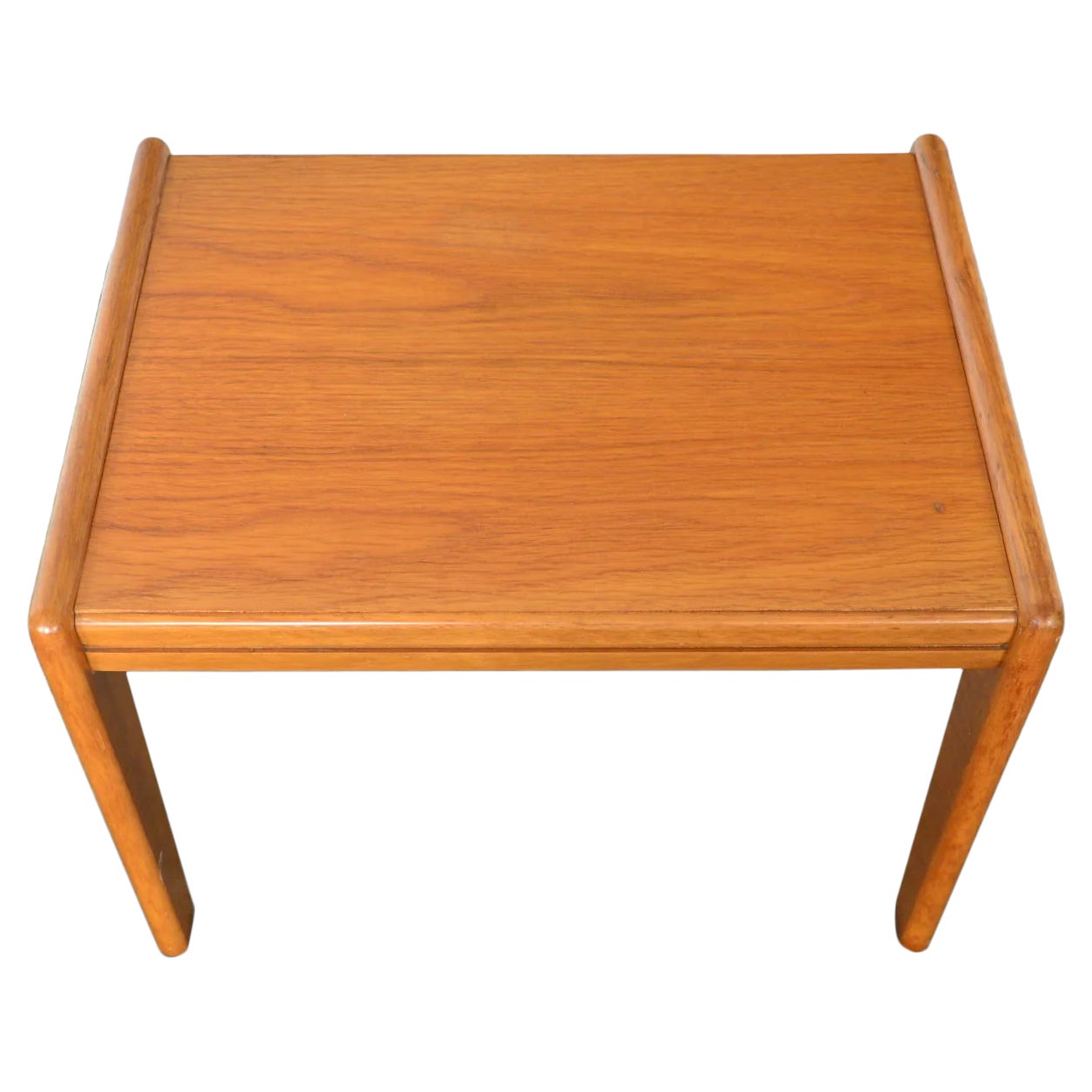 Tavolino moderno svedese in teak