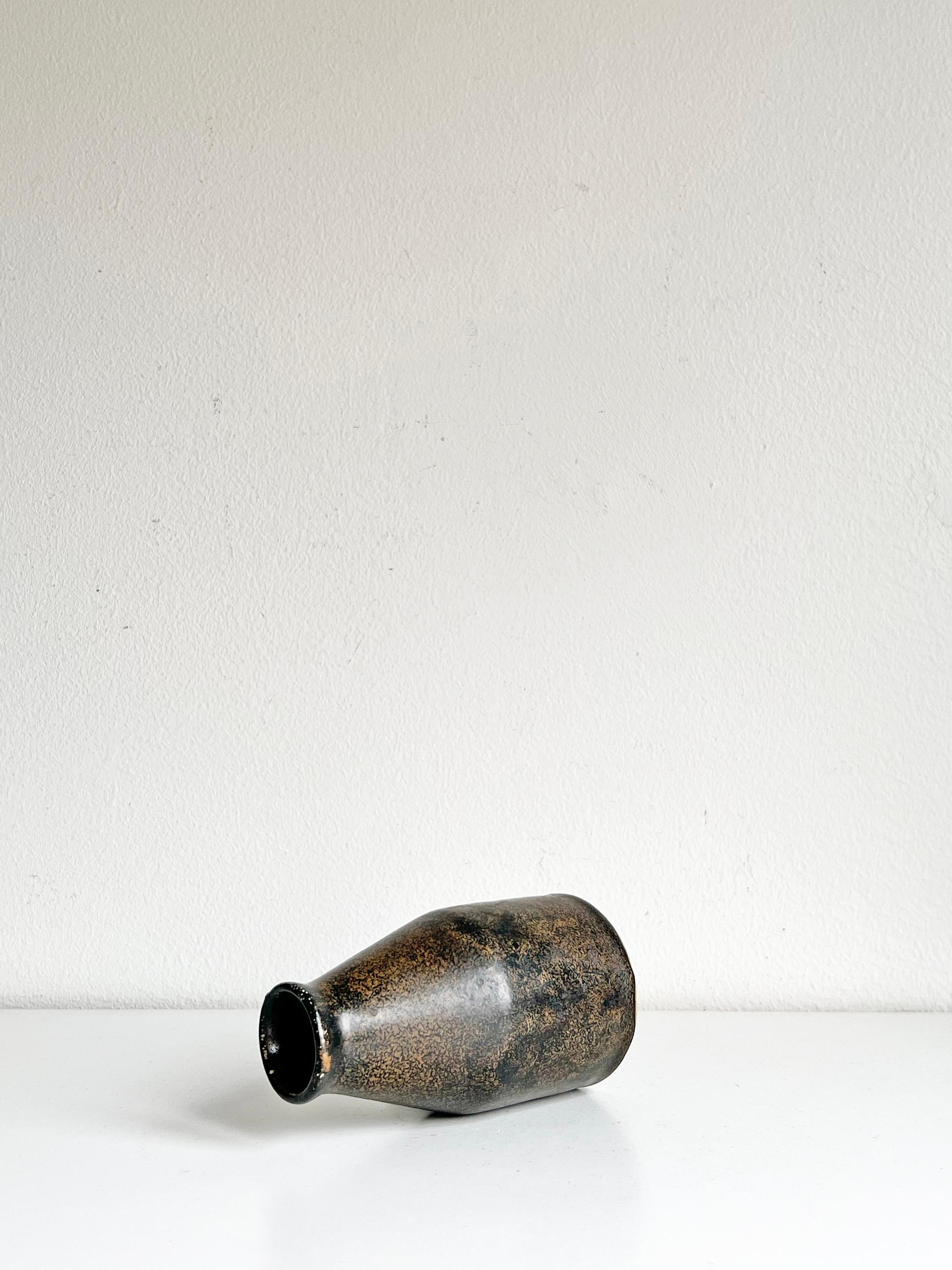 Scandinavian Modern Swedish Modern Stoneware Vase by Carl-Harry Stålhane for Rörstrand, circa 1960s For Sale