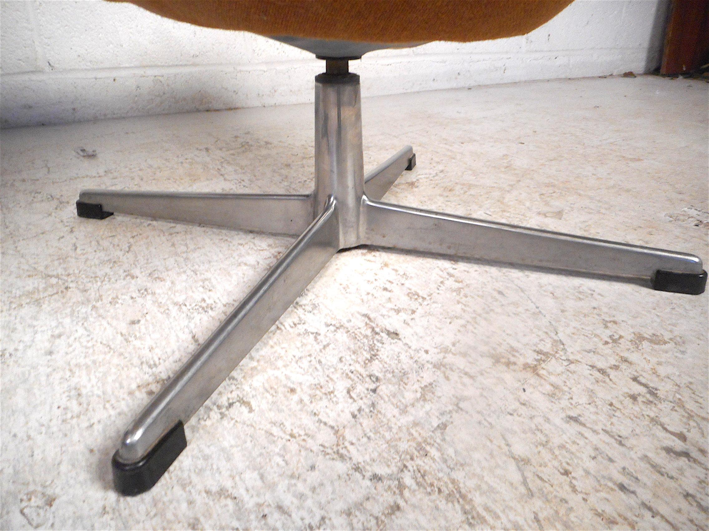 Aluminum Swedish Modern Swivel Pod Chairs by Overman AB
