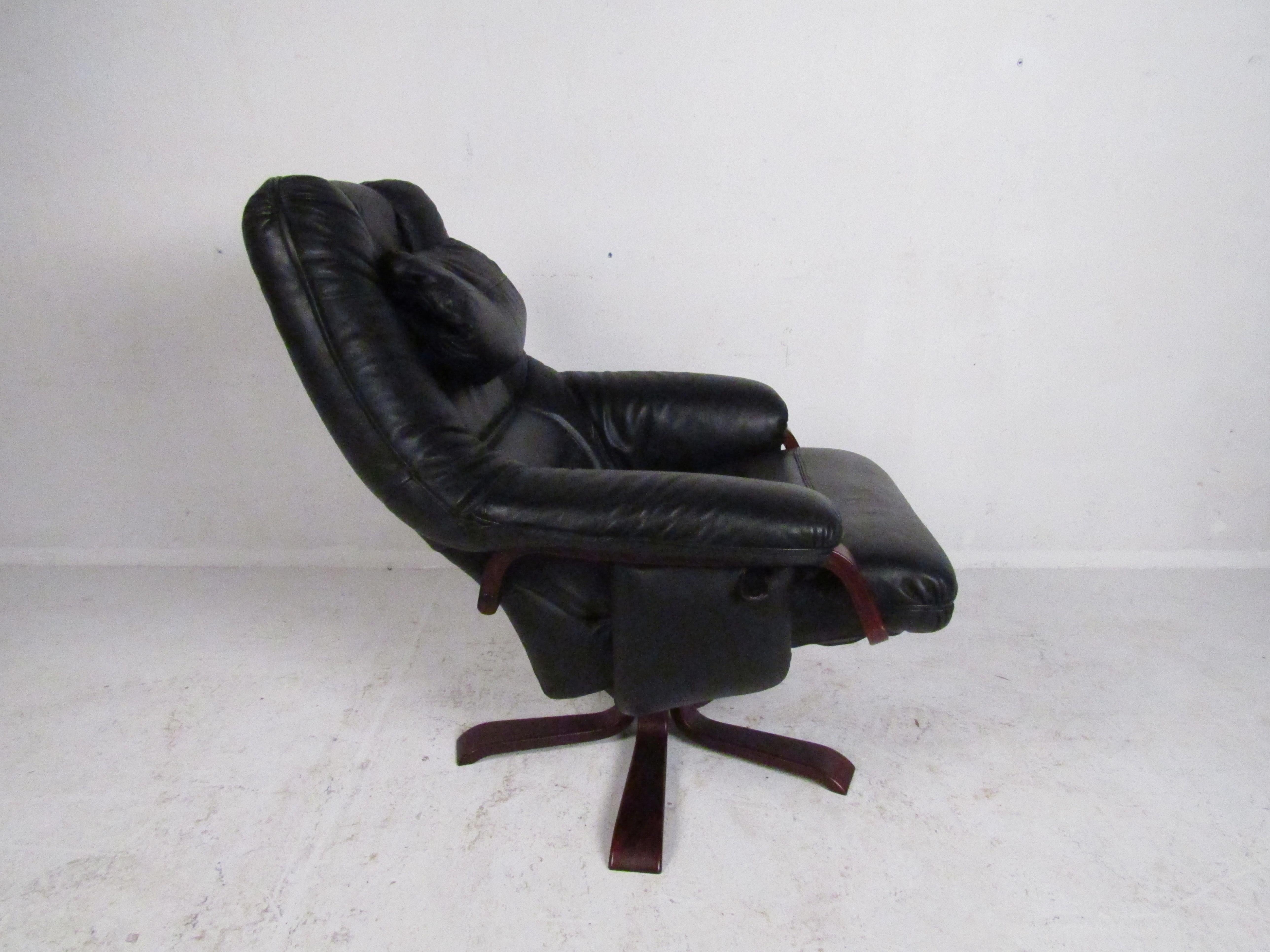 Mid-Century Modern Swedish Modern Swiveling Lounge Chair and Ottoman For Sale