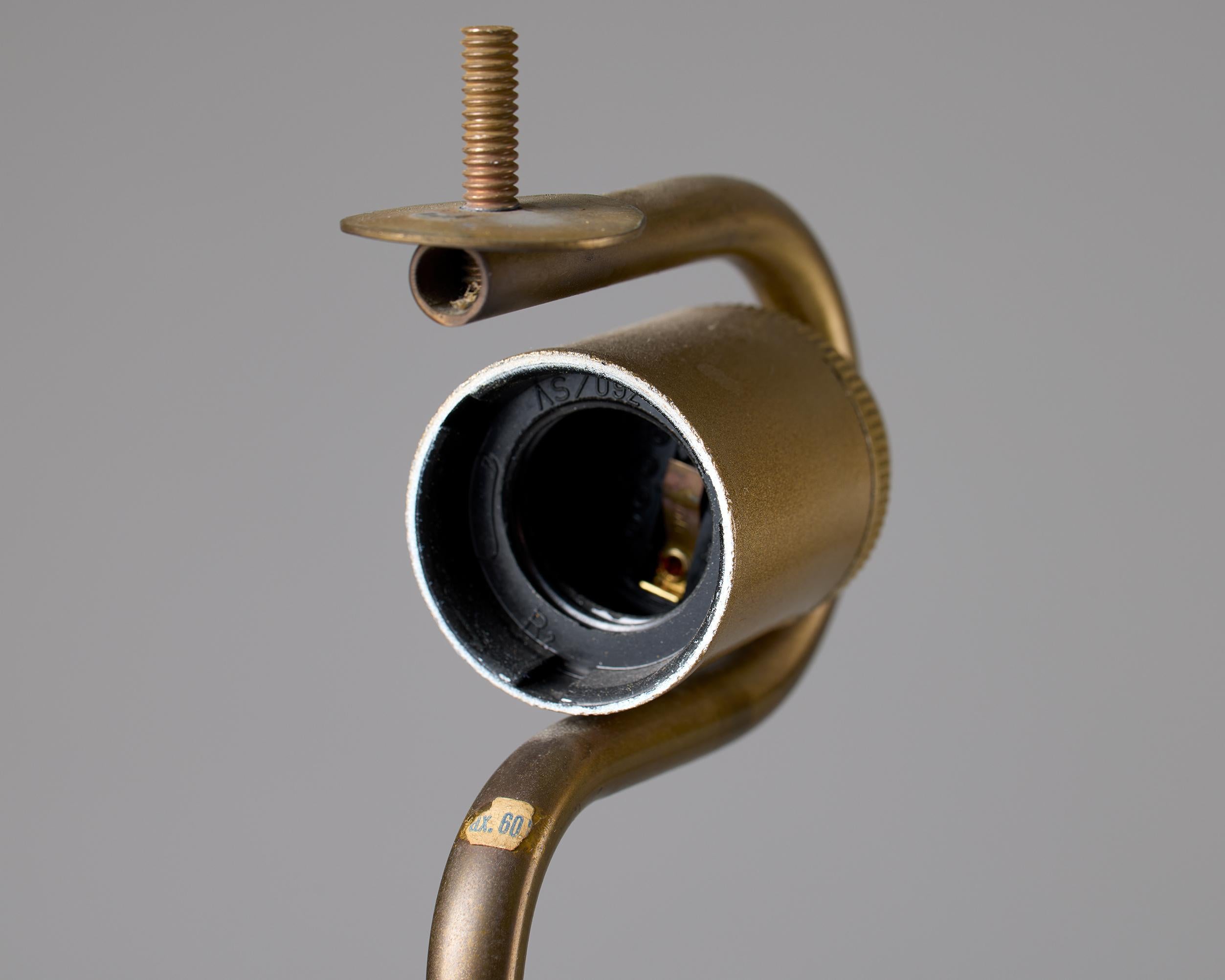 Lampe de table suédoise The Modernity d'Einar Bäckström en laiton, métal sarcelle et cuir en vente 6