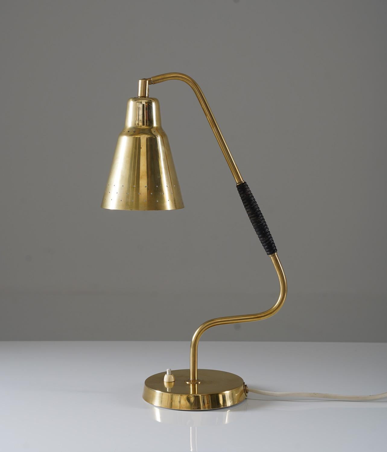 Swedish Modern Table Lamp in Brass by Bergboms In Good Condition For Sale In Karlstad, SE