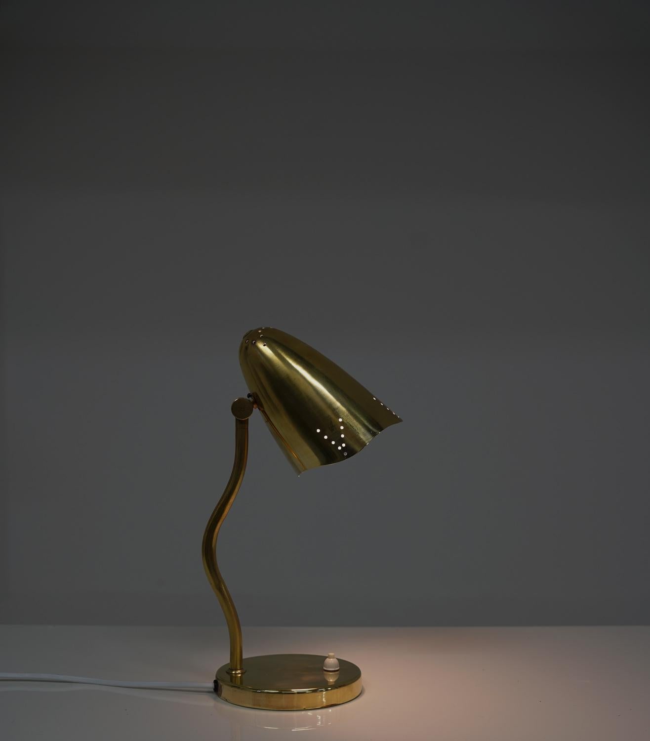 Swedish Modern Table Lamp in Brass by Konsthantverk Tyringe 2