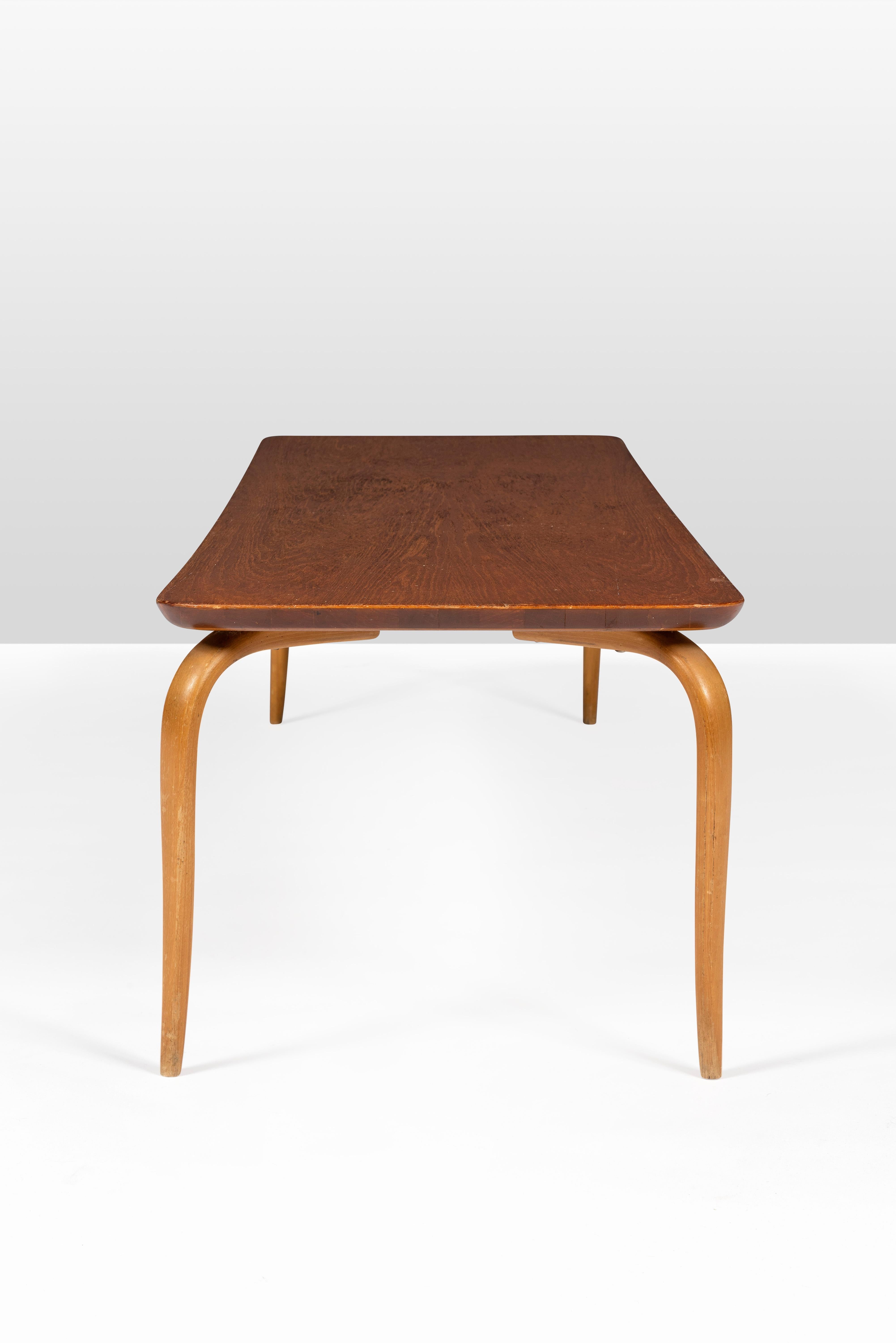 From the Annika series. 1950's. Stamped. Patinated wood.
As the descendant of four generations of Swedish master cabinetmakers, Bruno Mathsson was born to design furniture. Mathsson was known as a methodical perfectionist who made usefulness the