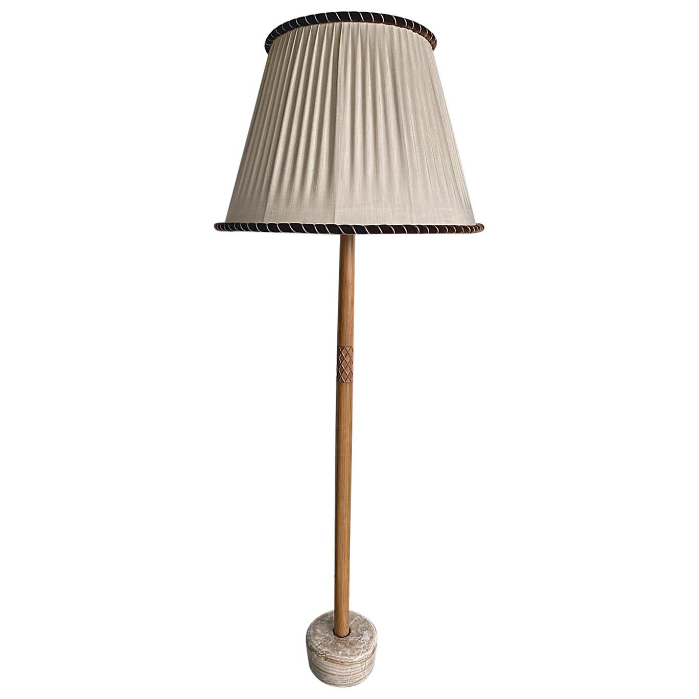 Schwedische moderne Stehlampe aus Teakholz und Marmor aus der Mitte des Jahrhunderts, 1950er Jahre, Schweden