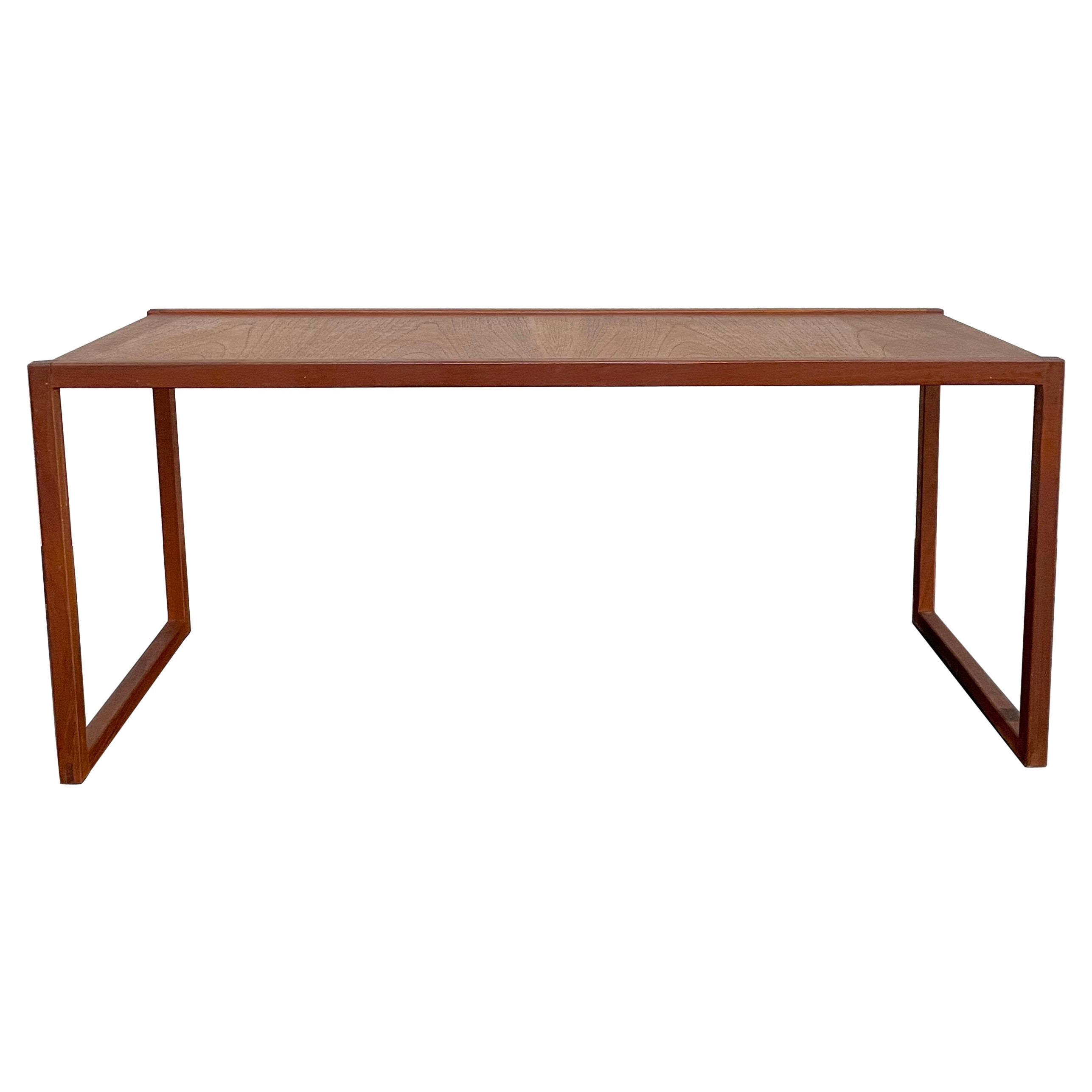 Petite table basse moderne suédoise en teck