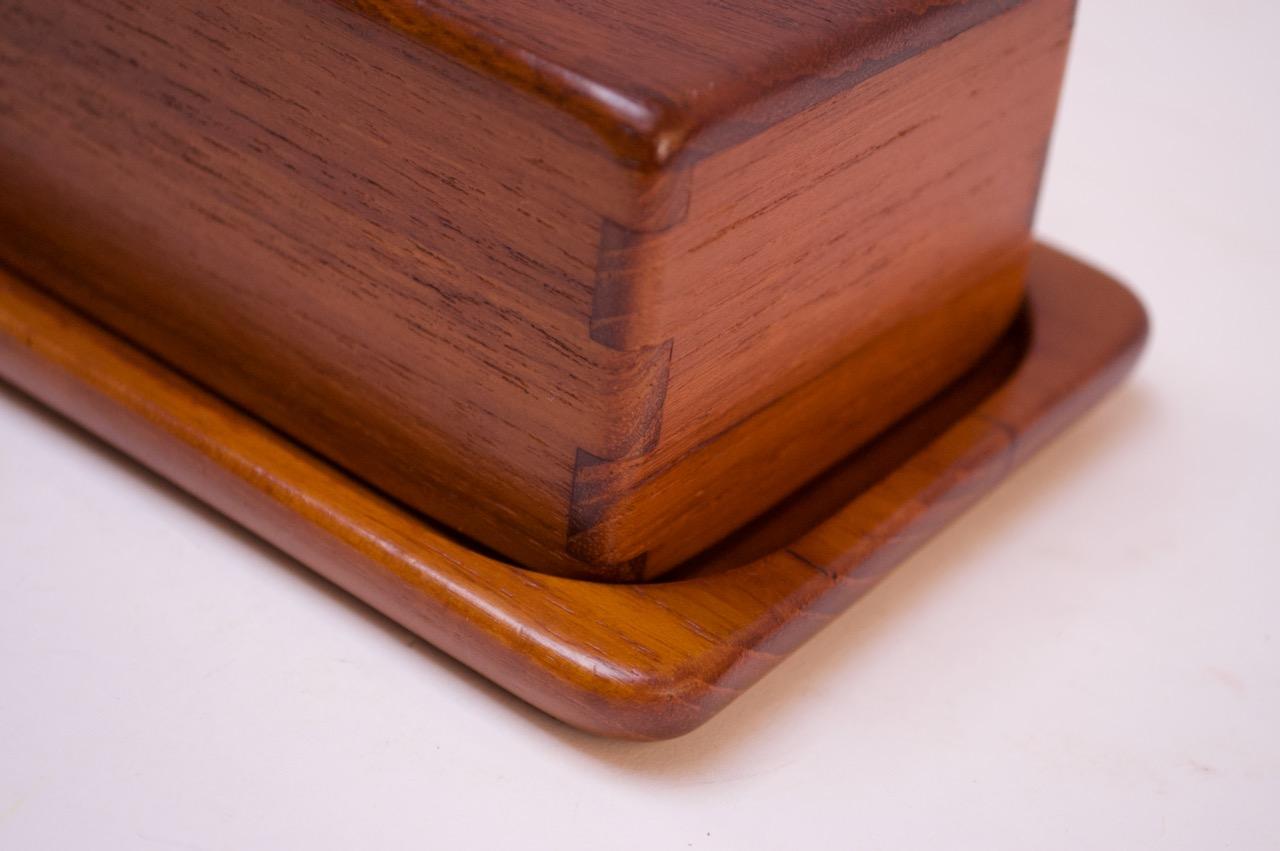 Swedish Modern Teakwood Butter Dish by Sigvard Nilsson for AB Söwe-Konst In Good Condition In Brooklyn, NY
