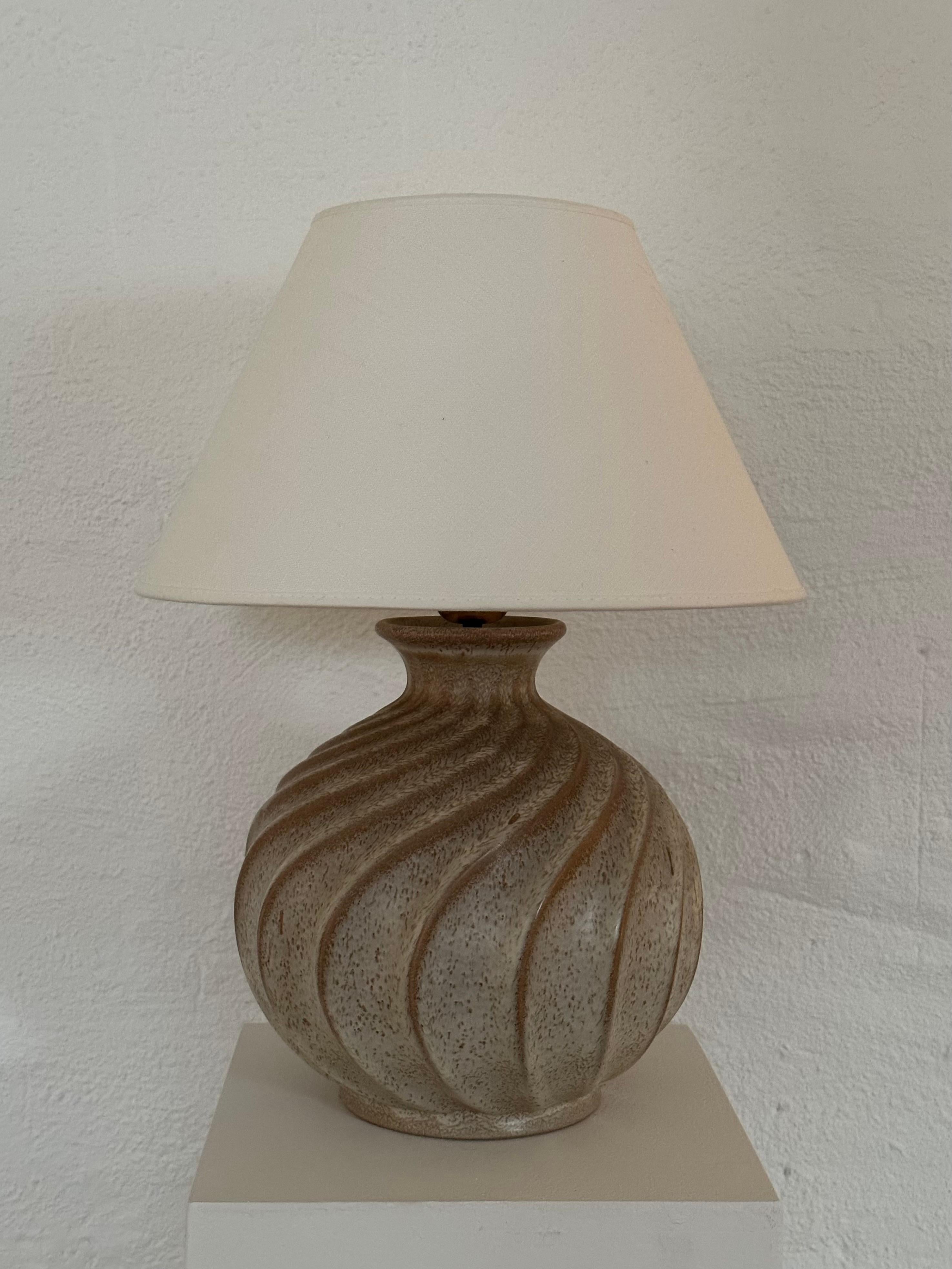 Swedish Modern Topas Ceramic Table Lamp by Ewald Dahlskog, Bo Fajans, 1930s 3