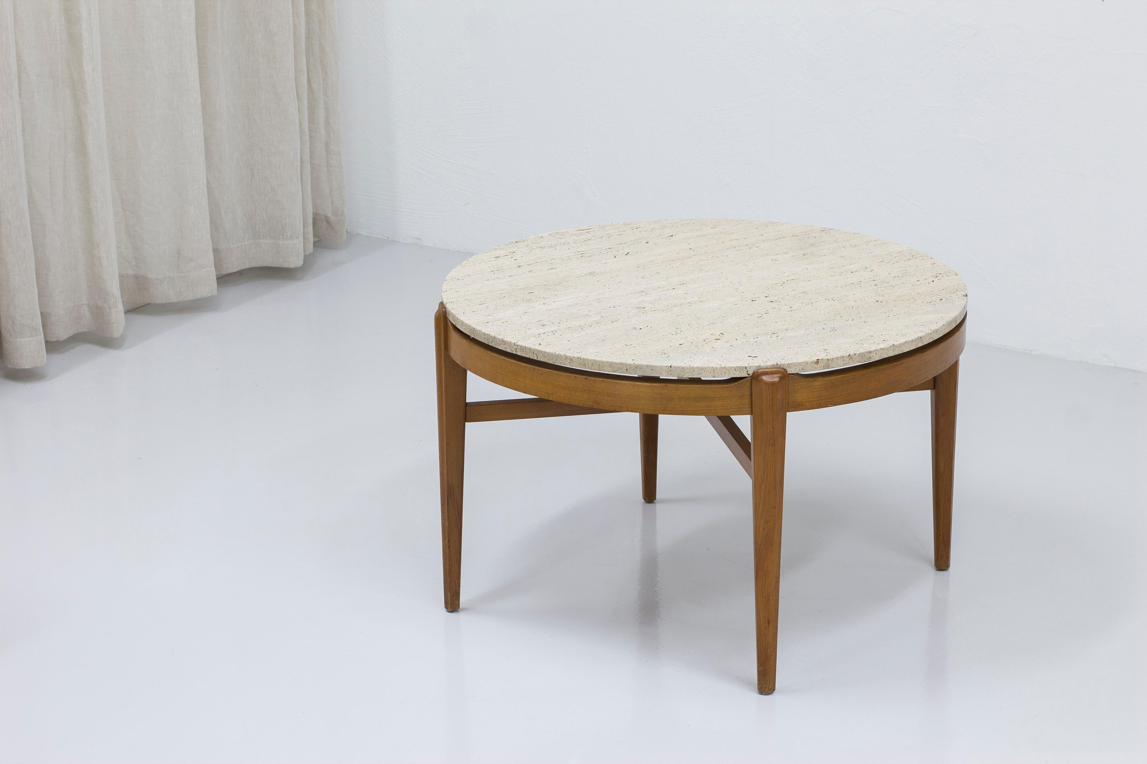 Swedish Modern travertine coffee table, Sweden 1940s In Good Condition For Sale In Hägersten, SE