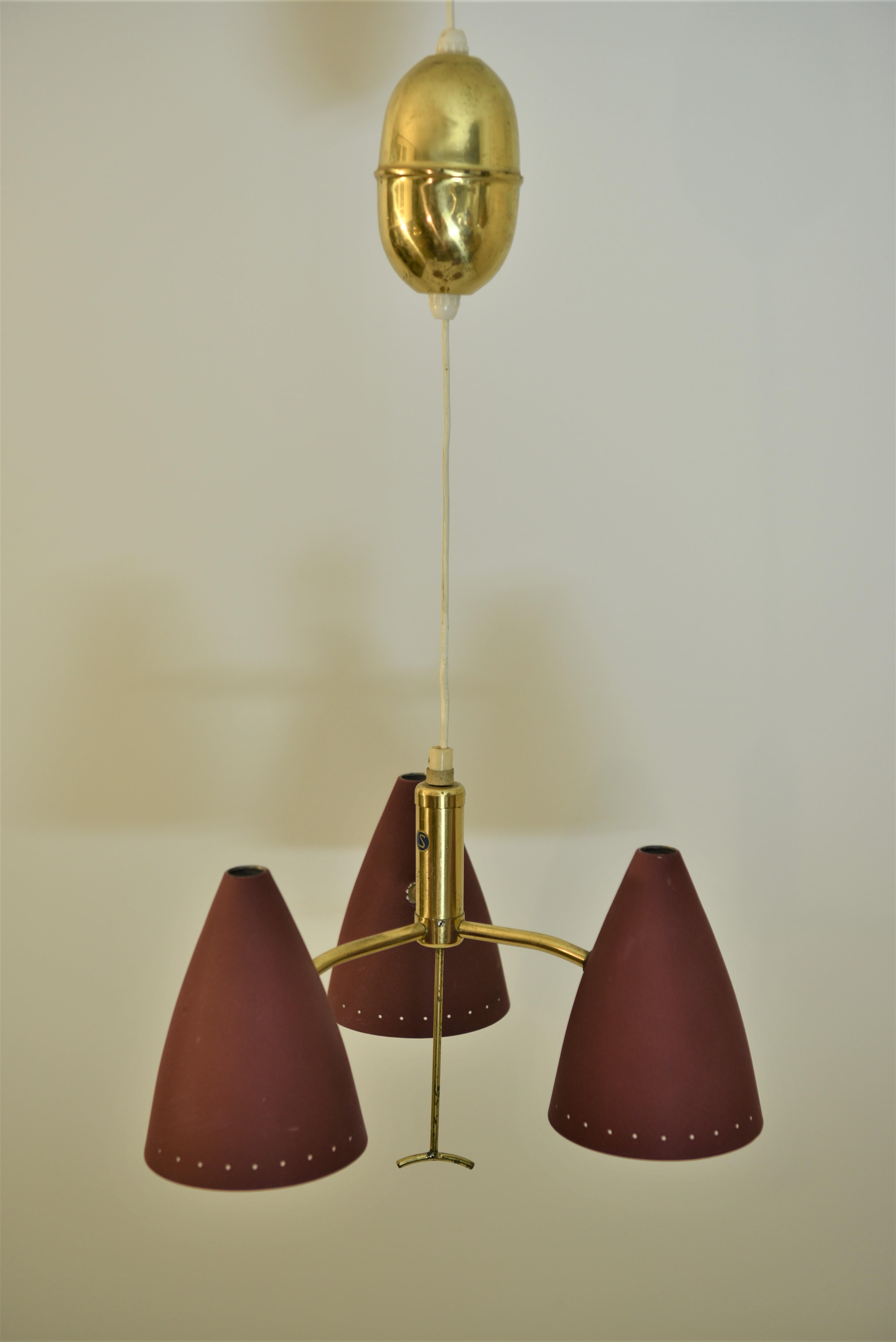 Swedish Modern Triple Pendant Lamp with Elevator Function, 1950s For Sale 3