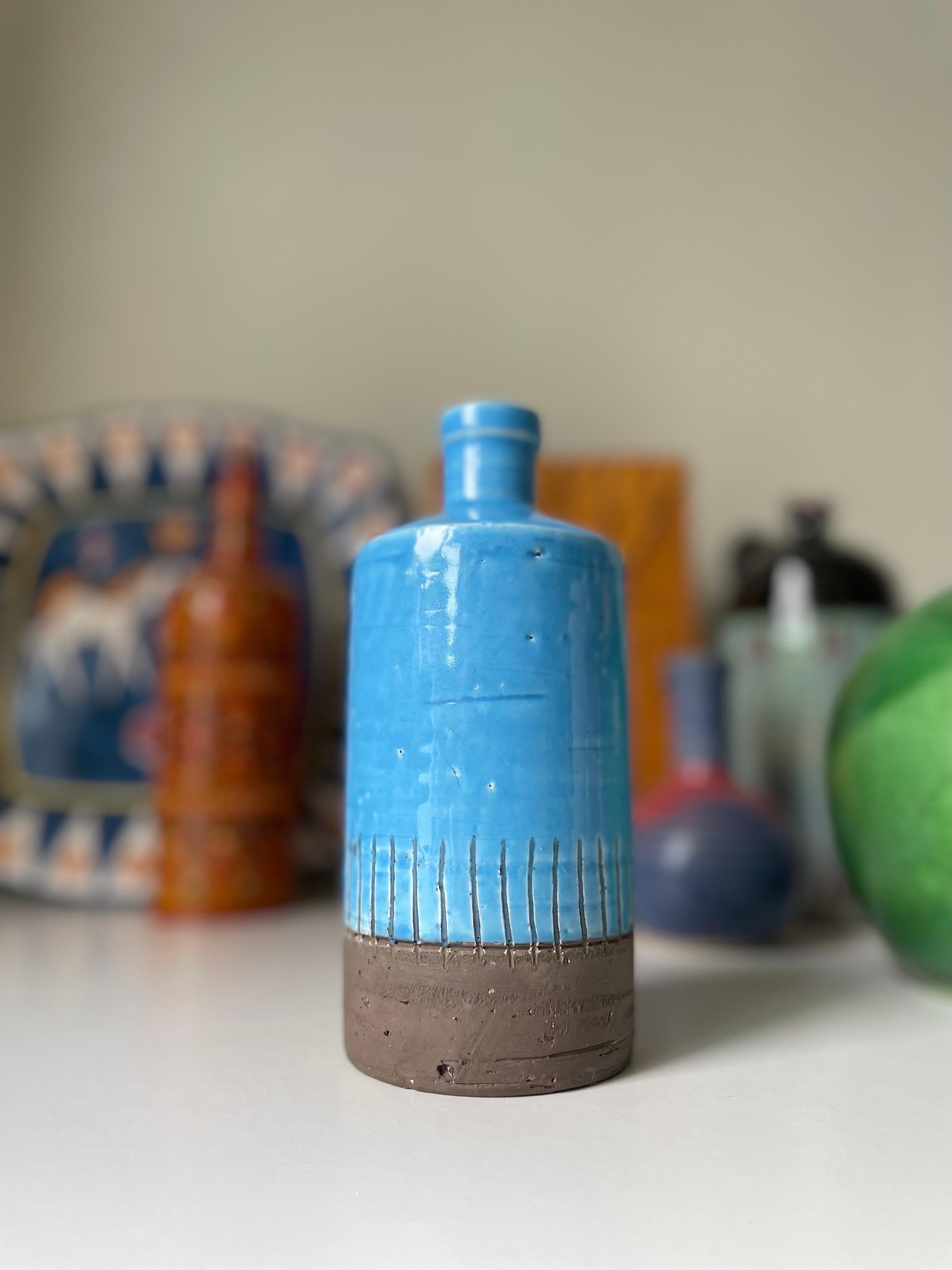 JIE Gantofta 1960s Turquoise Blue Bottle Vase, 1960s In Good Condition For Sale In Copenhagen, DK