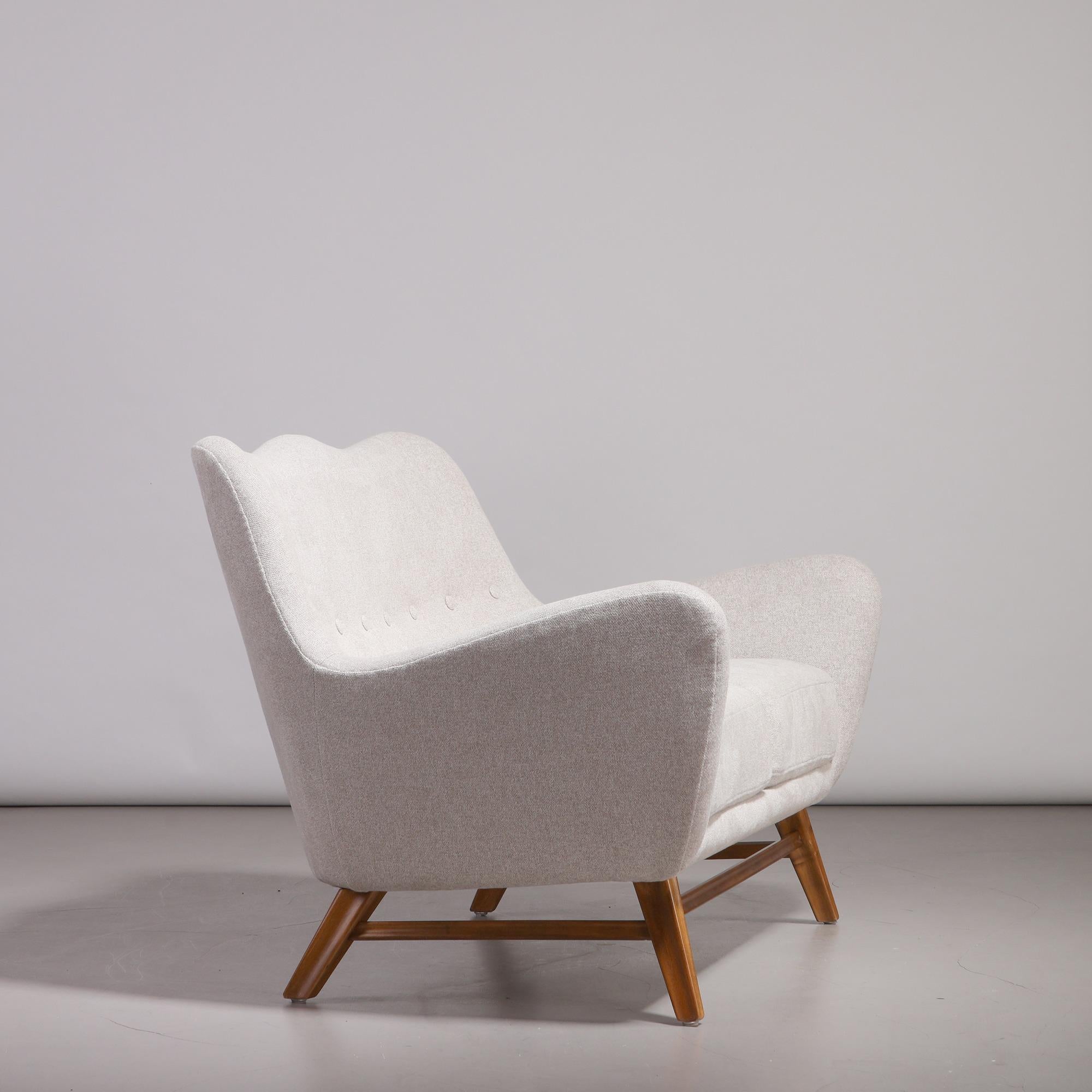 Mid-20th Century Swedish Modern Two-Seater Sofa in Light Fabric, 1950s For Sale