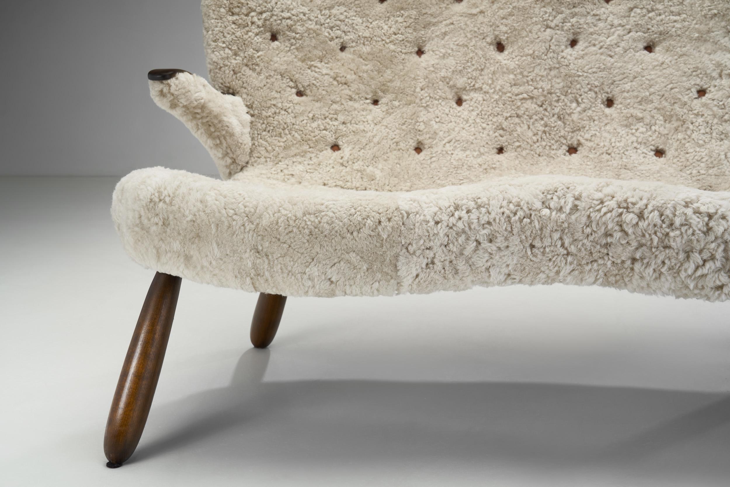 Swedish Modern Two-Seater Sofa in Sheepskin, Sweden, 1940s For Sale 6