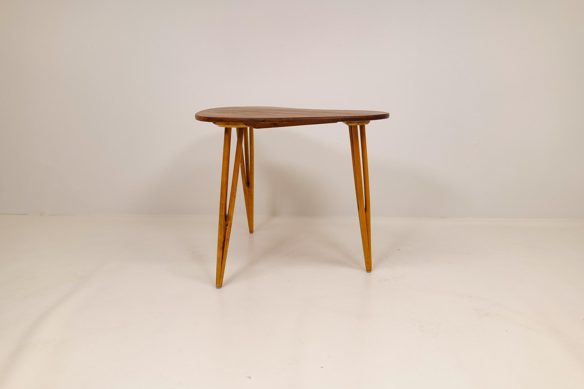 Mid-Century Modern Table basse unique de style moderne suédois par Bo Fjaestad, Suède, années 1950 en vente