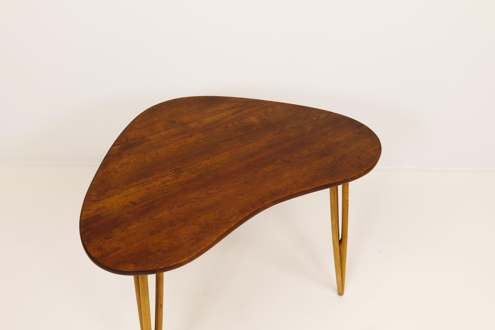Pin Table basse unique de style moderne suédois par Bo Fjaestad, Suède, années 1950 en vente
