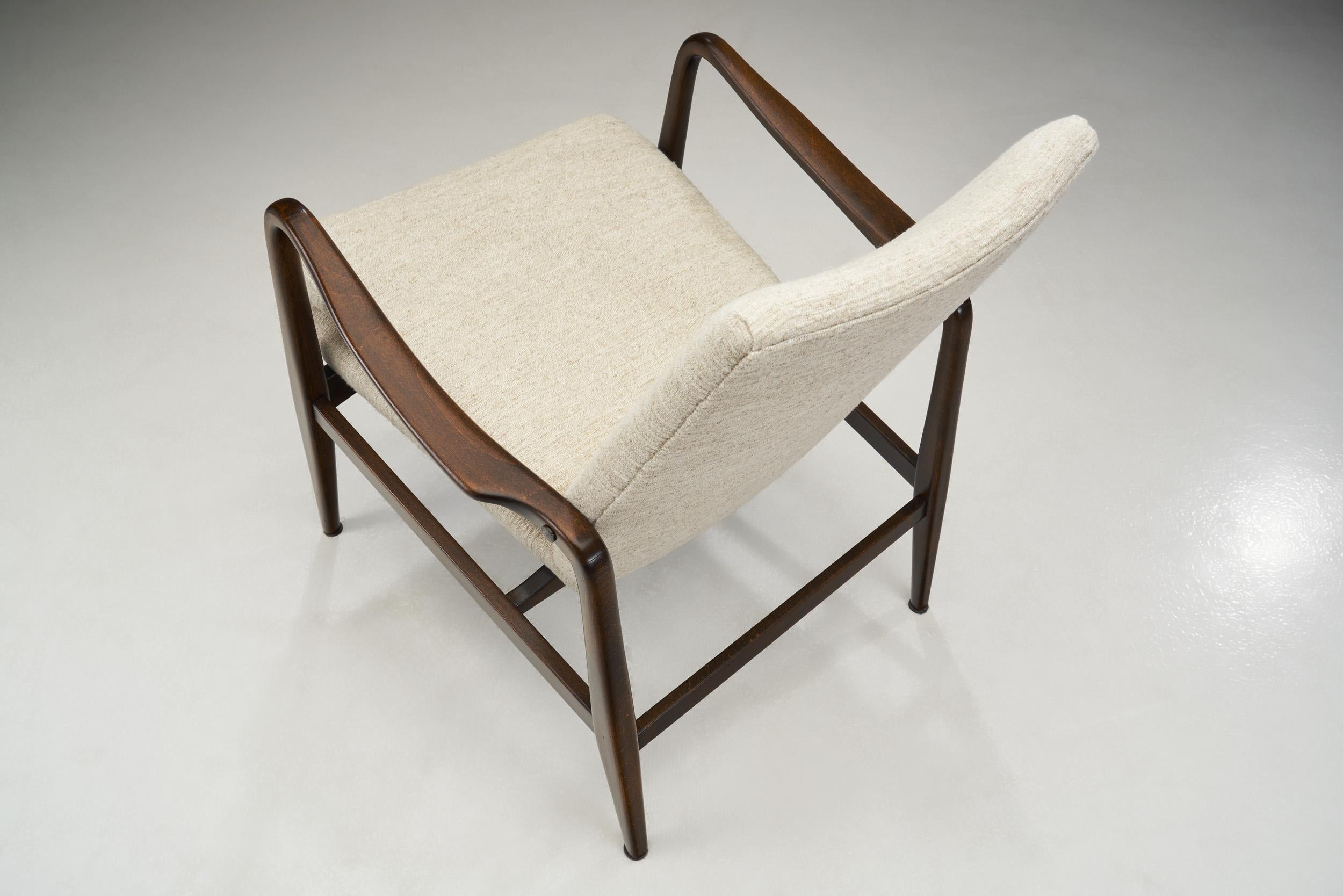 Swedish Modern Upholstered Armchair by Axel Larsson 'Attr.', Sweden, Ca 1950s For Sale 6