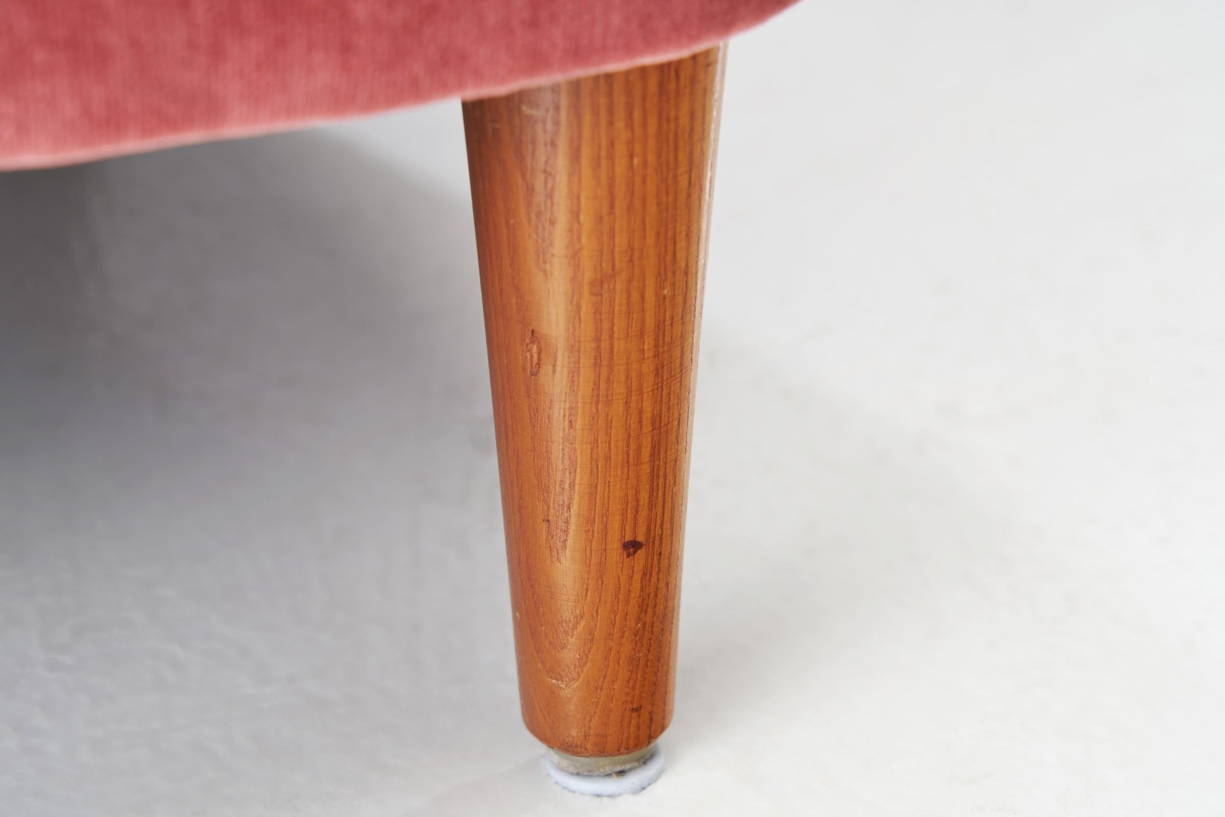 Fauteuils rembourrés suédois modernes, Suède, années 1940 en vente 10