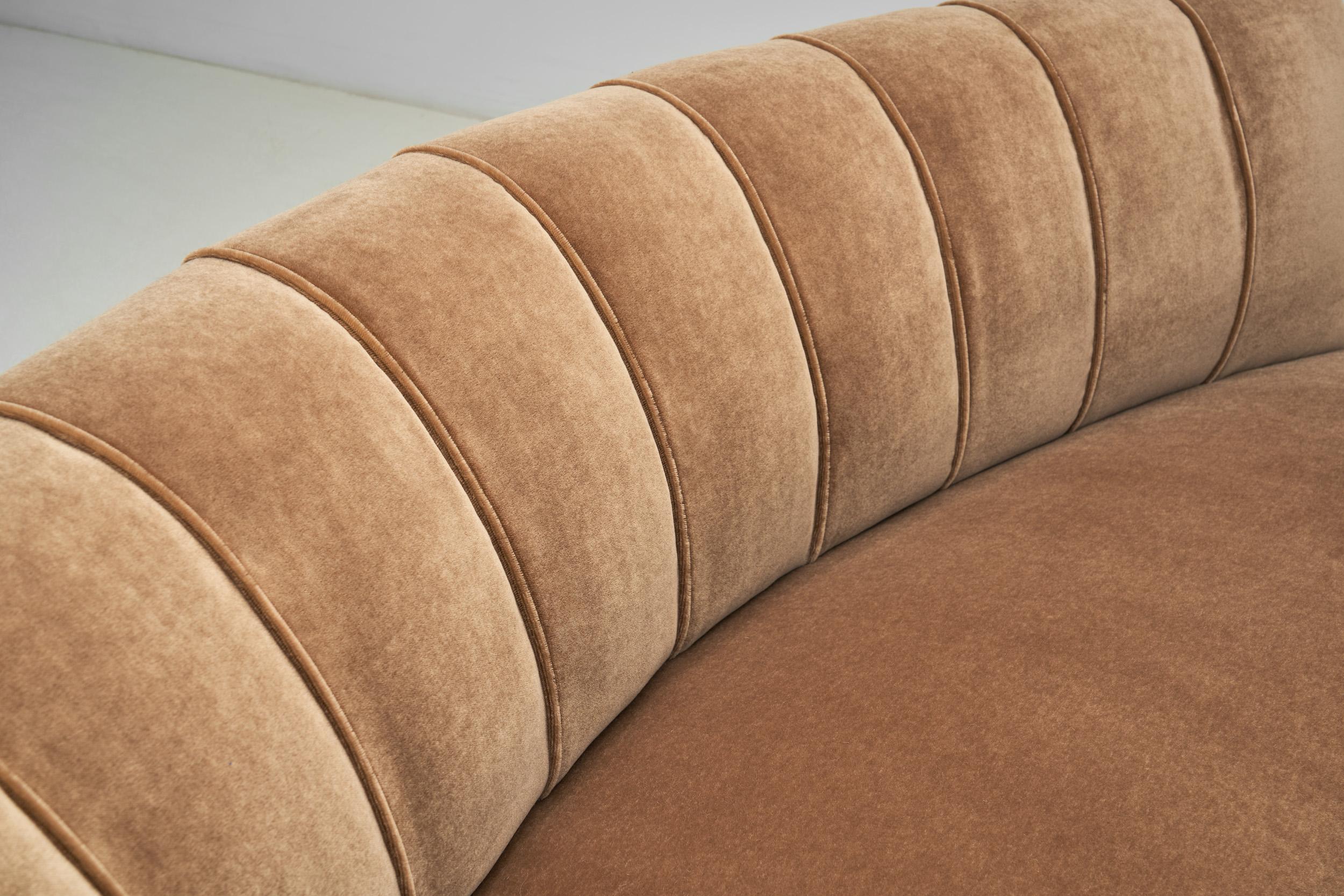 Swedish Modern Upholstered Sofa, Sweden First half of the 20th Century 7
